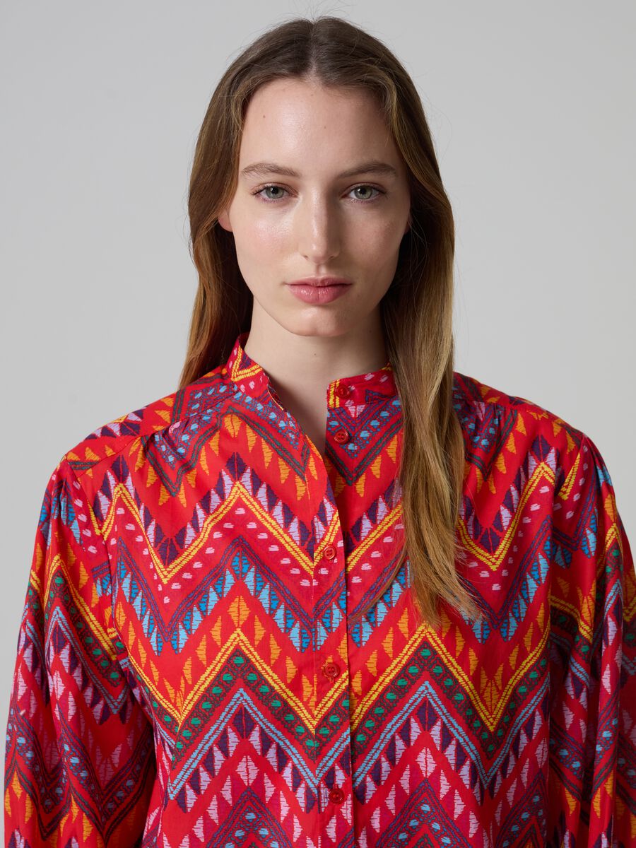 Shirt with multicoloured ethnic pattern_0