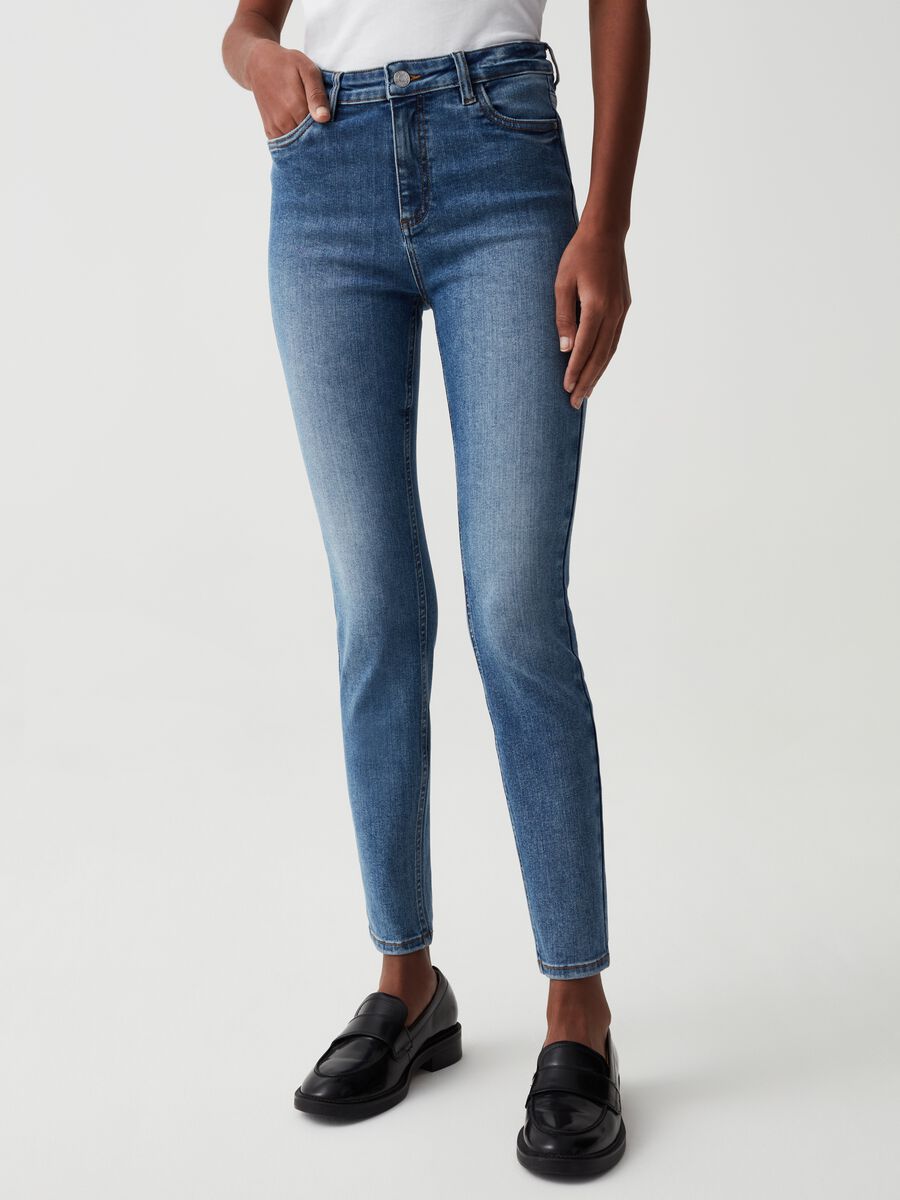 Skinny-fit stretch jeans with five pockets_1