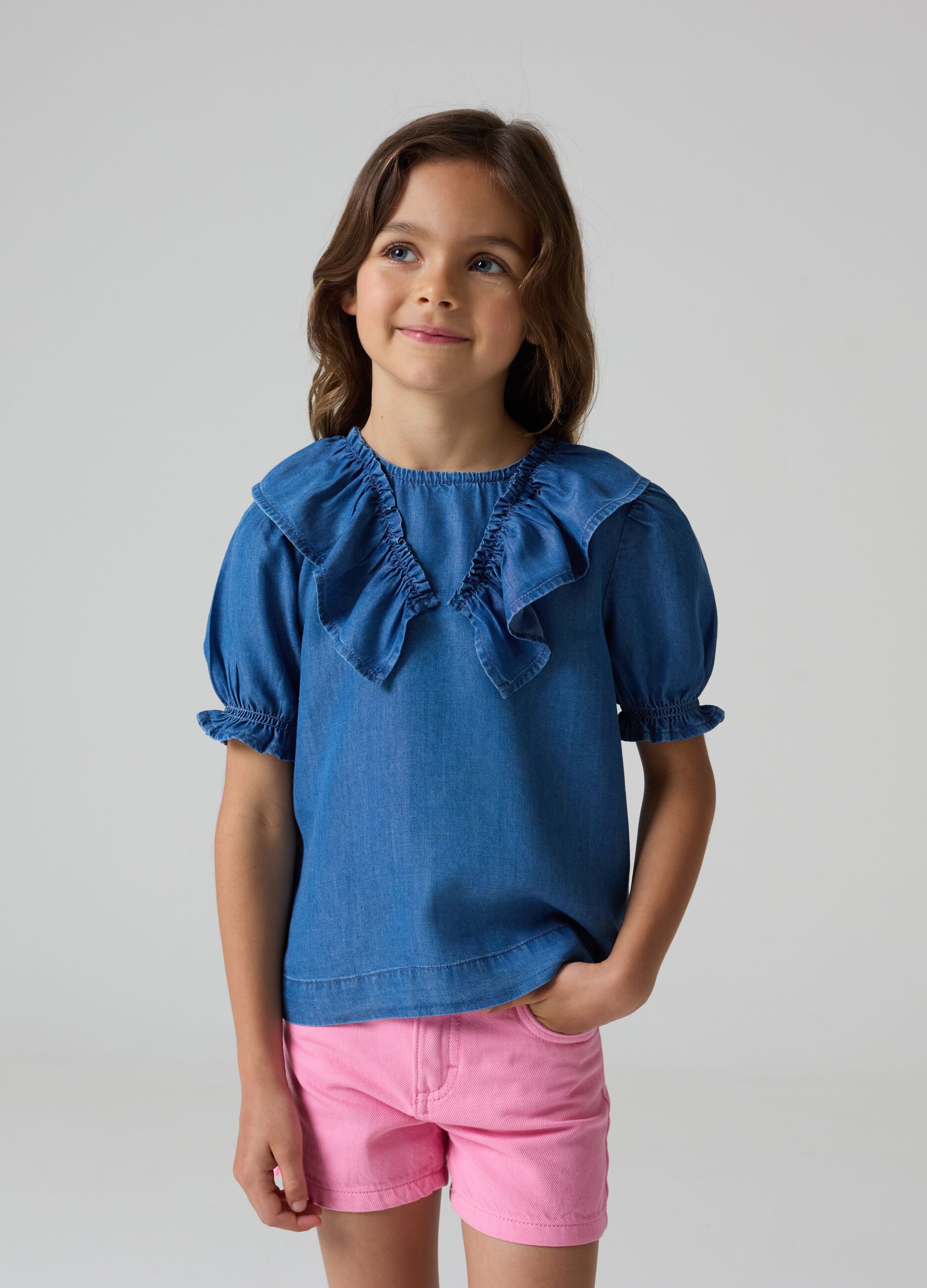 Blouse in TENCEL™ Lyocell with flounce
