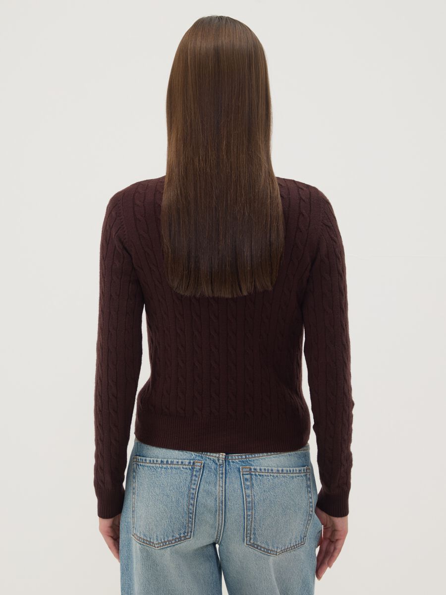 Brown cable-knit crew-neck jumper, regular fit_3