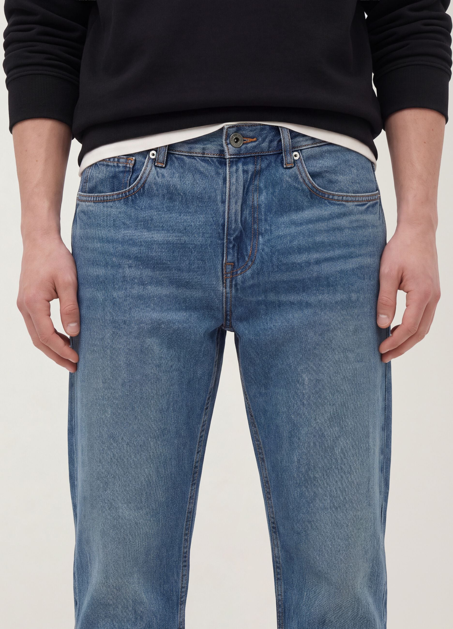 Hellblaue Straight-Fit-Jeans aus Denim aus reiner Baumwolle