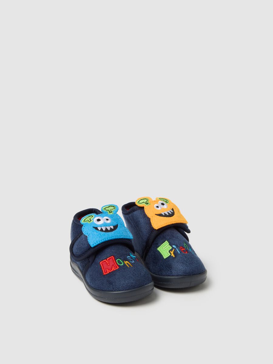 Blue newborn shoes with colourful details and velcro fastening_1