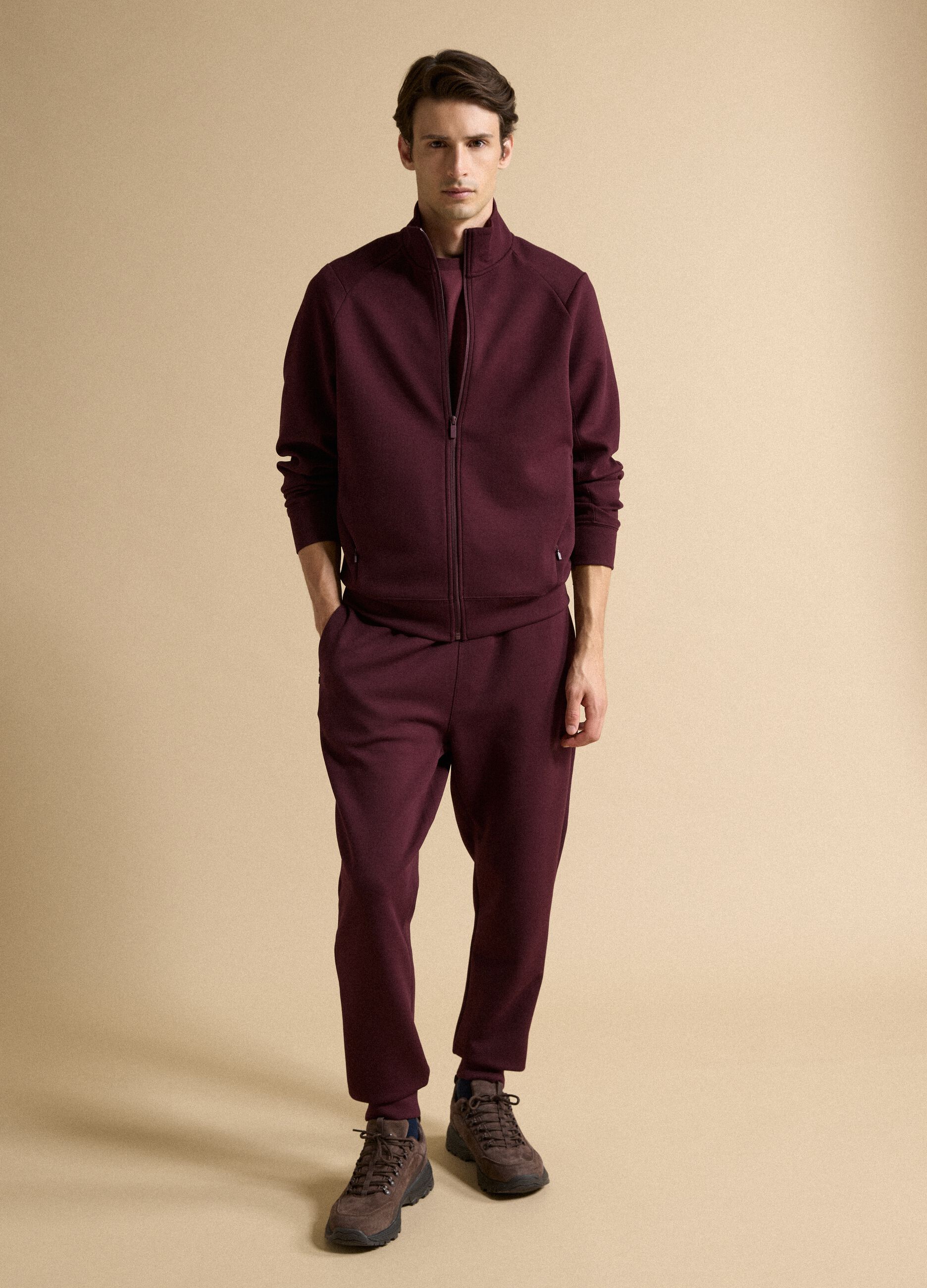 Full-zip rossa con colletto in tessuto elasticizzato Easy Dry regular fit