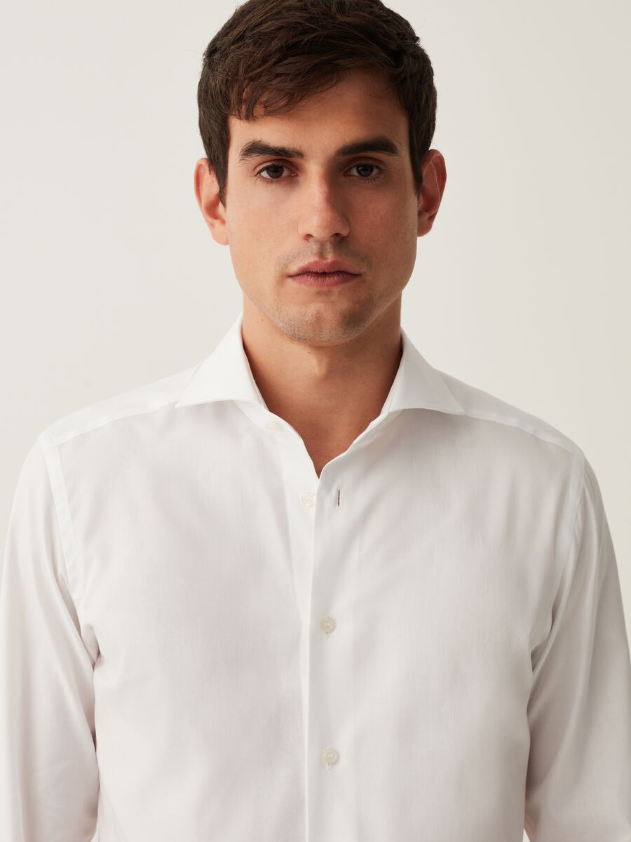Solid colour cotton slim-fit shirt_0