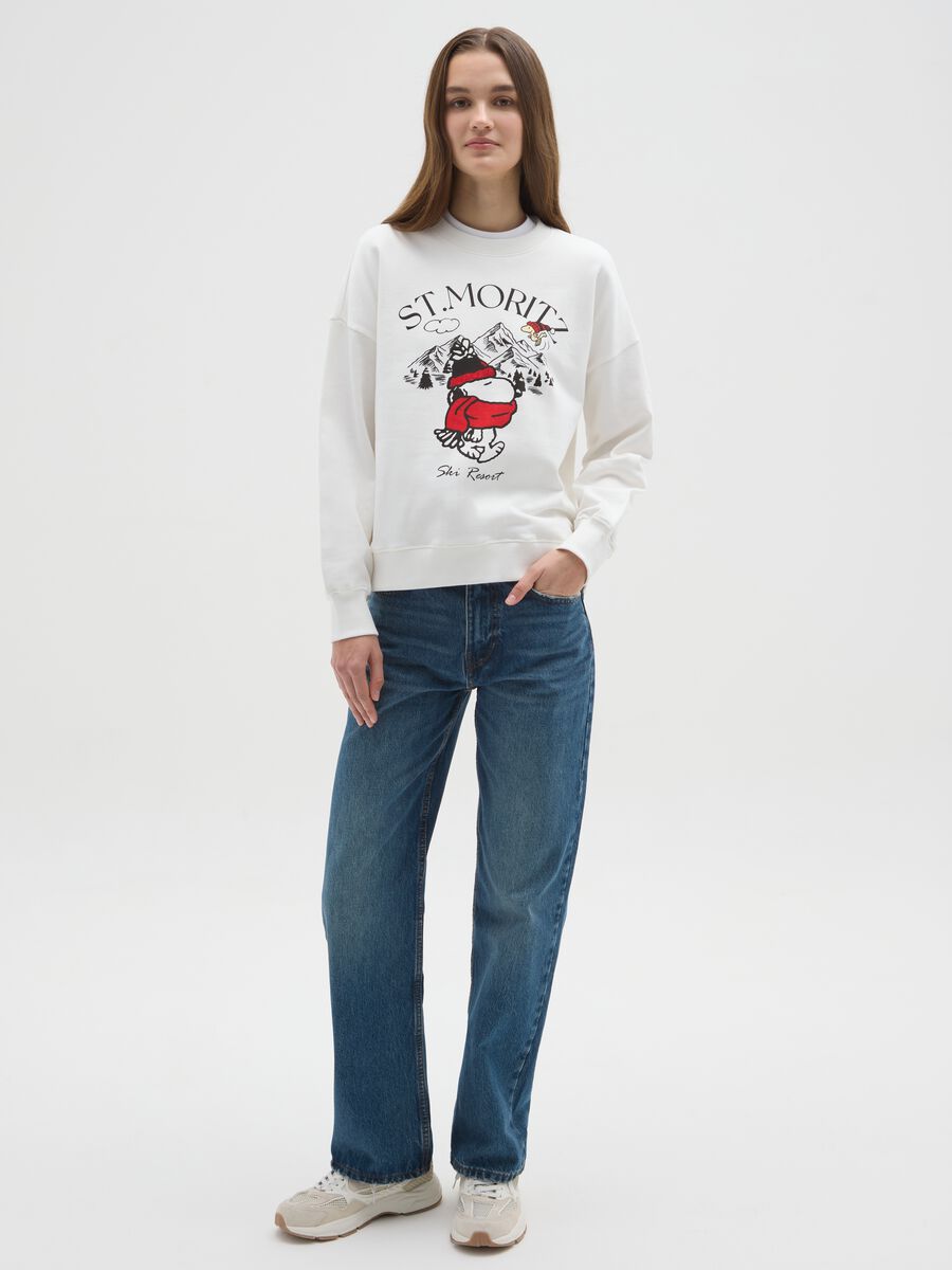 White crew neck sweatshirt in regular fit cotton blend with Peanuts print_1