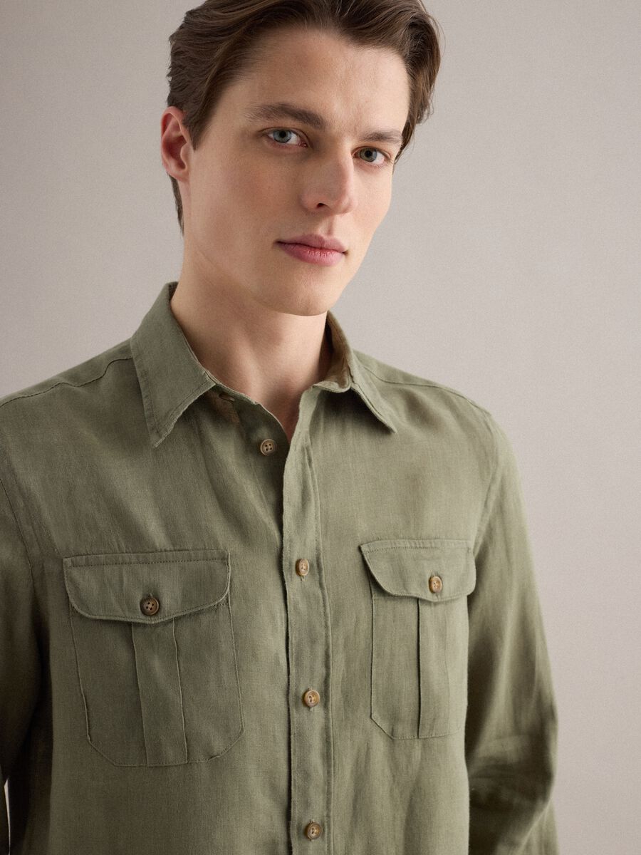 Regular fit pure linen green shirt with pockets_3