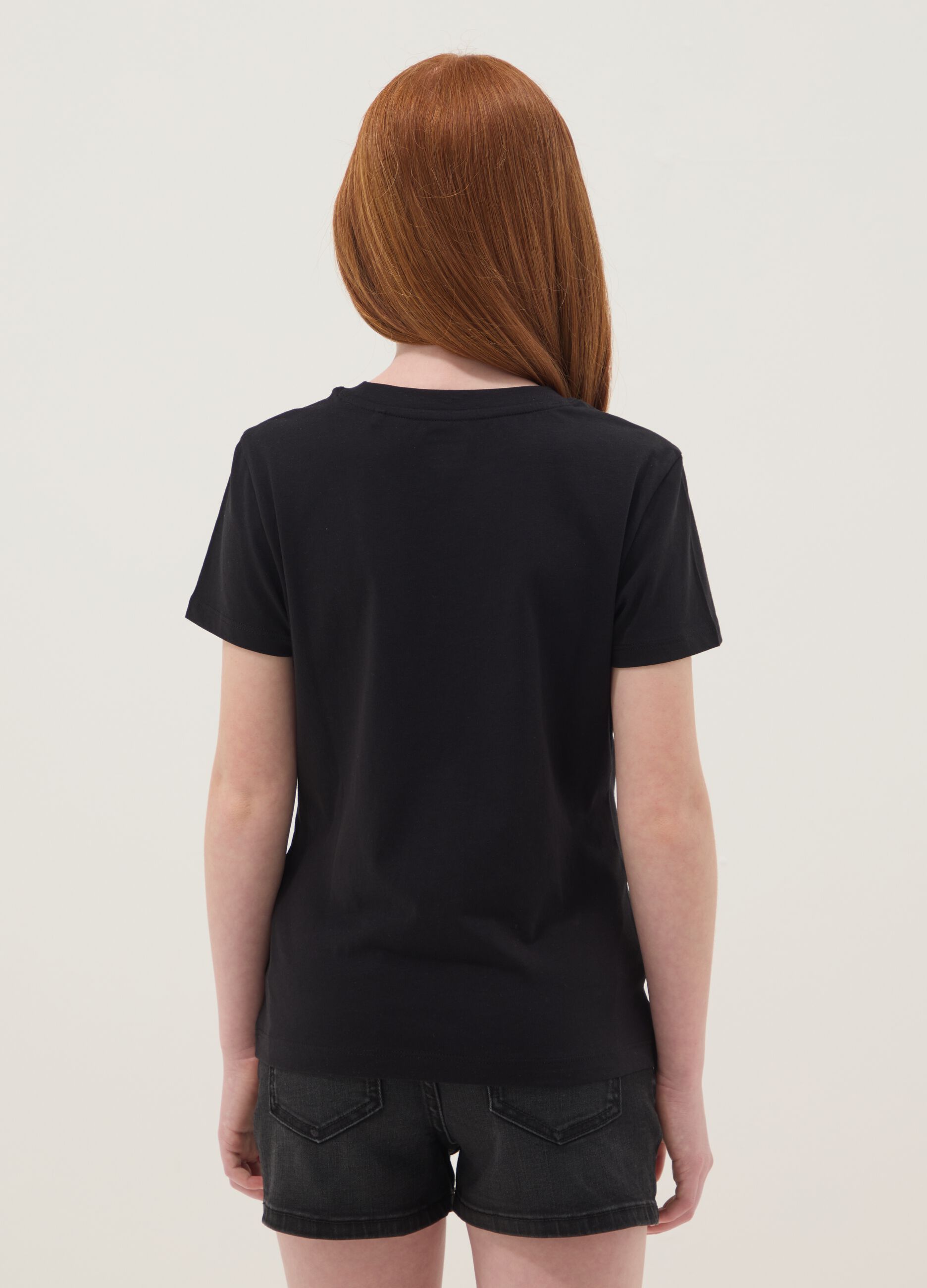 T-shirt preta 100% algod&atilde;o para rapariga, corte regular