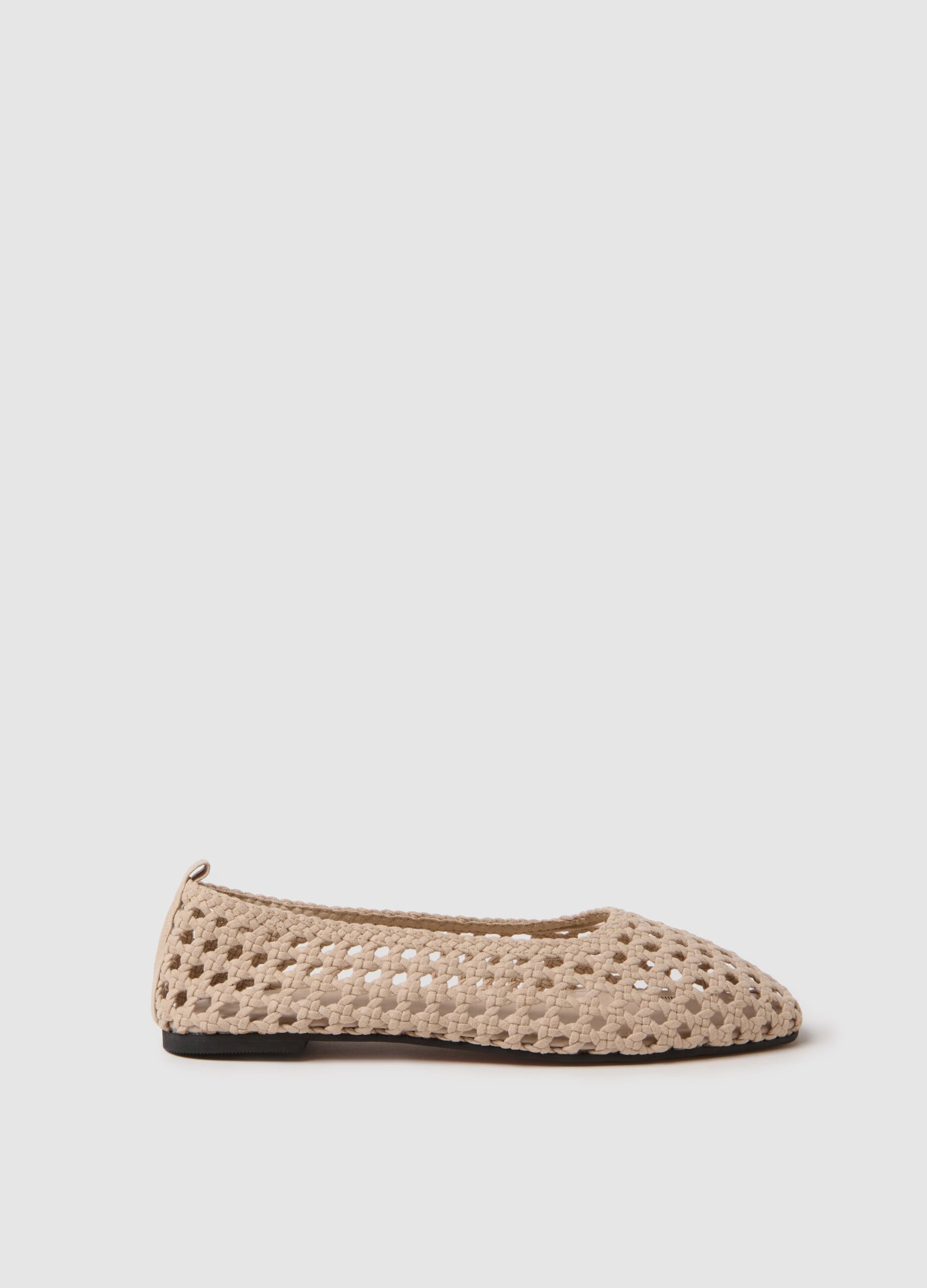Comfortable beige ballet flats with perforated design