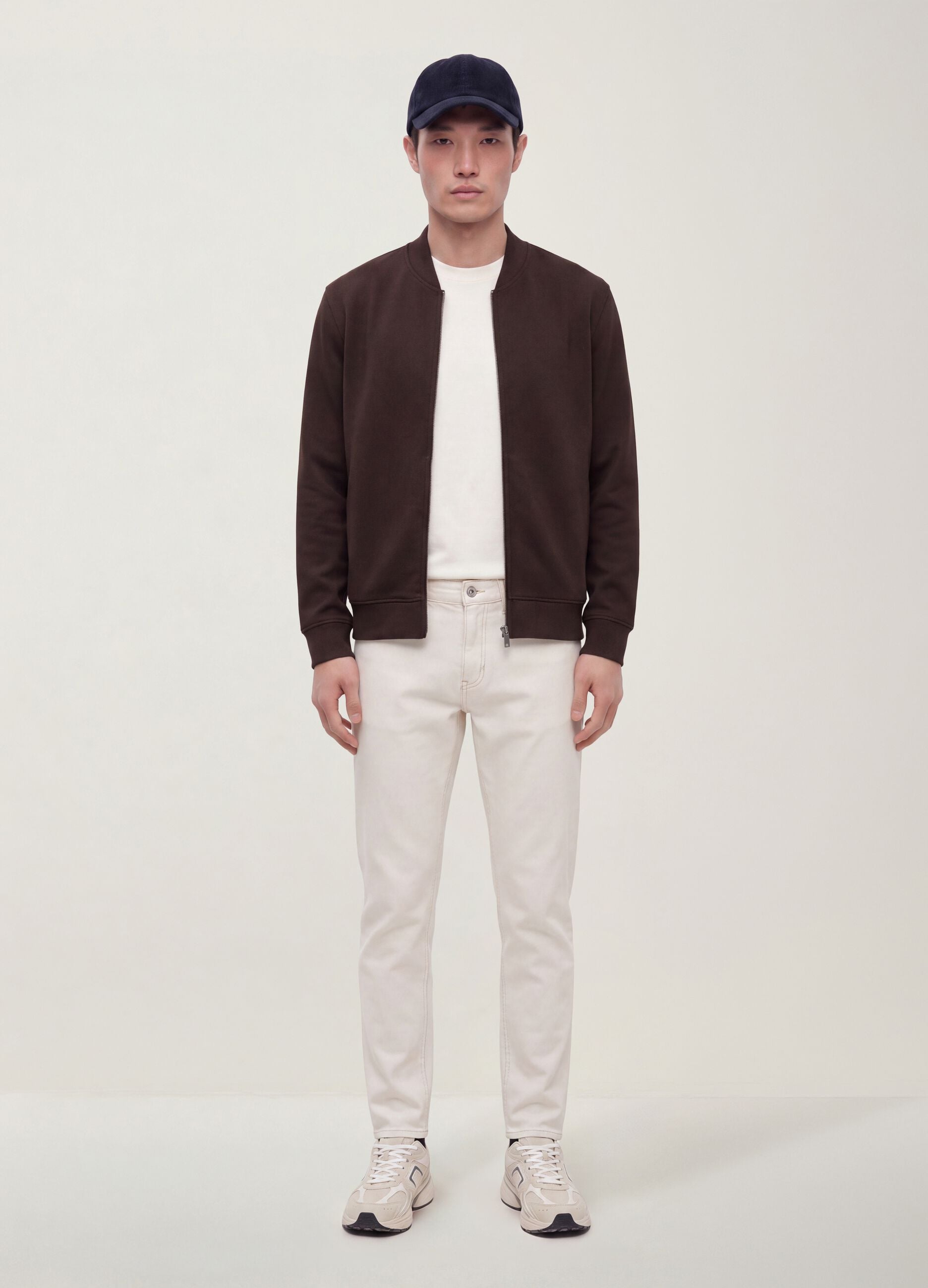 Brown full-zip sweatshirt in stretch piqu&eacute; with ribbed collar
