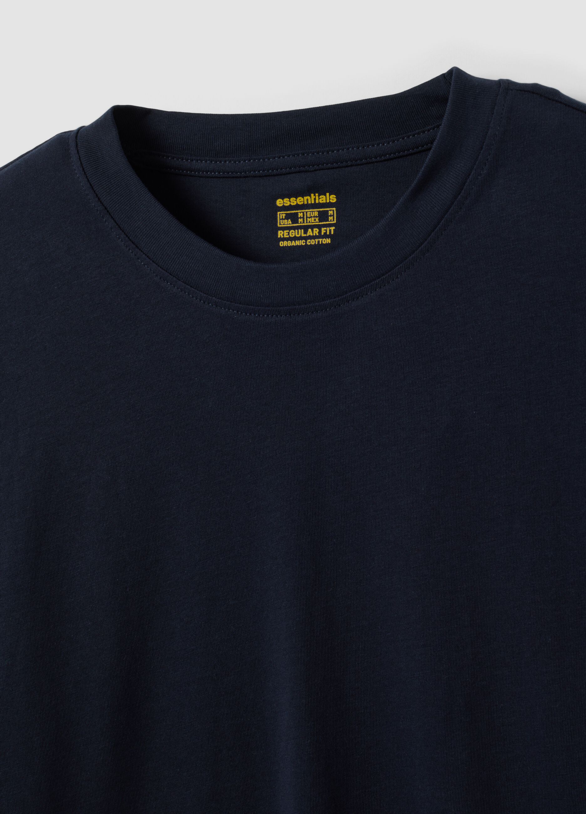 Men&rsquo;s Blue Long-Sleeve Crew-Neck T-shirt in 100% Organic Cotton