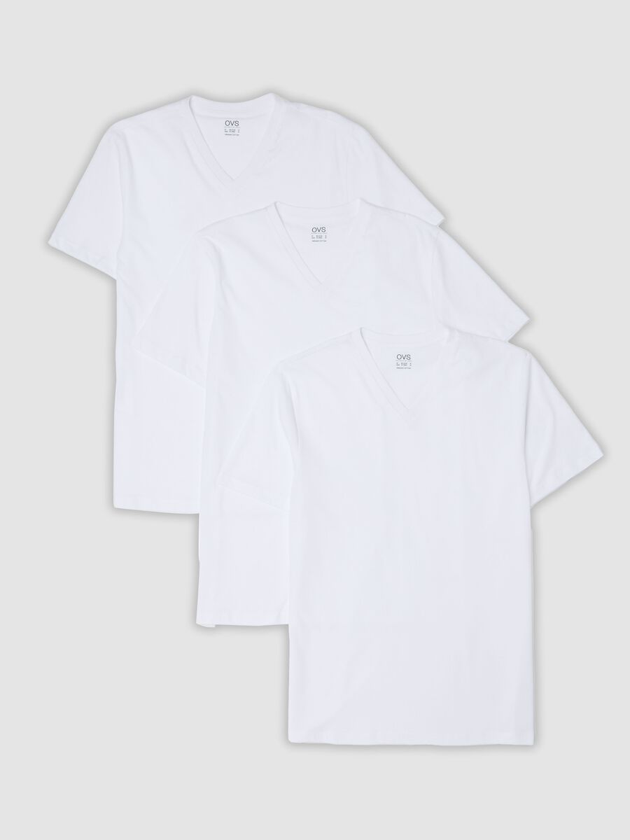 3-pack of white organic cotton V-neck T-shirts_4
