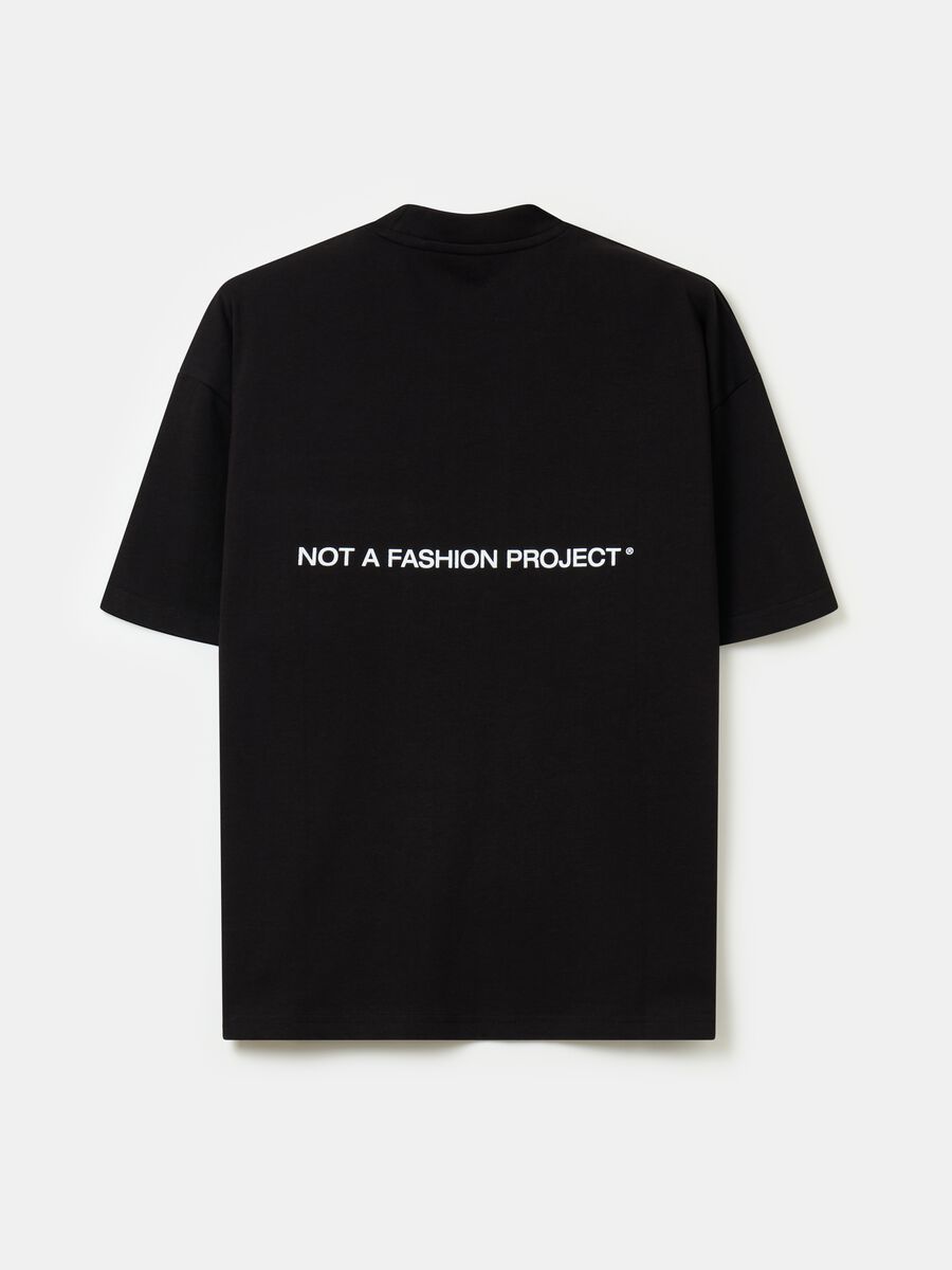 Short-Sleeved T-shirt with Pocket Black_6