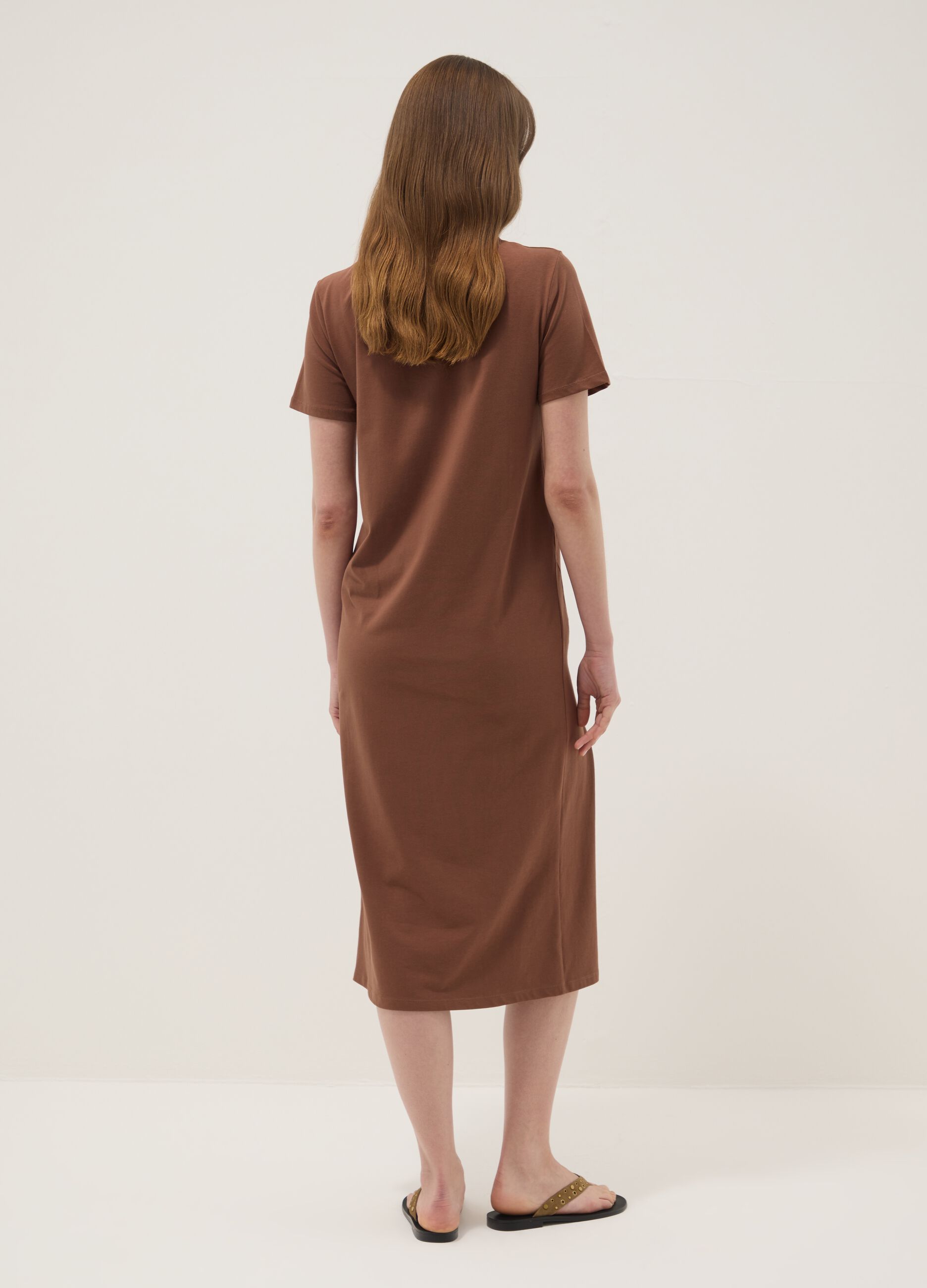 Braunes Midikleid aus Stretch-Baumwolle