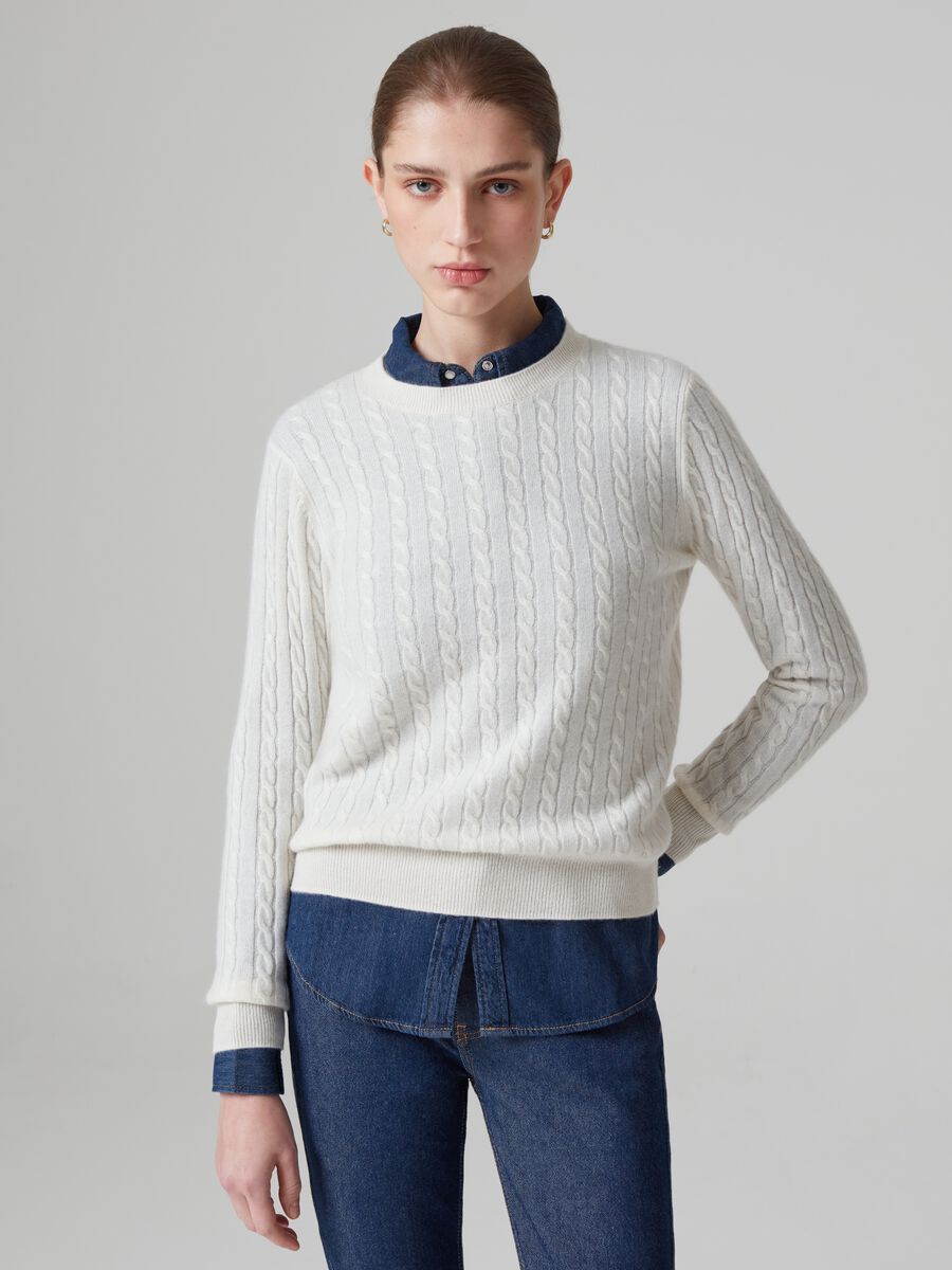 Cashmere pullover with cable-knit design_0