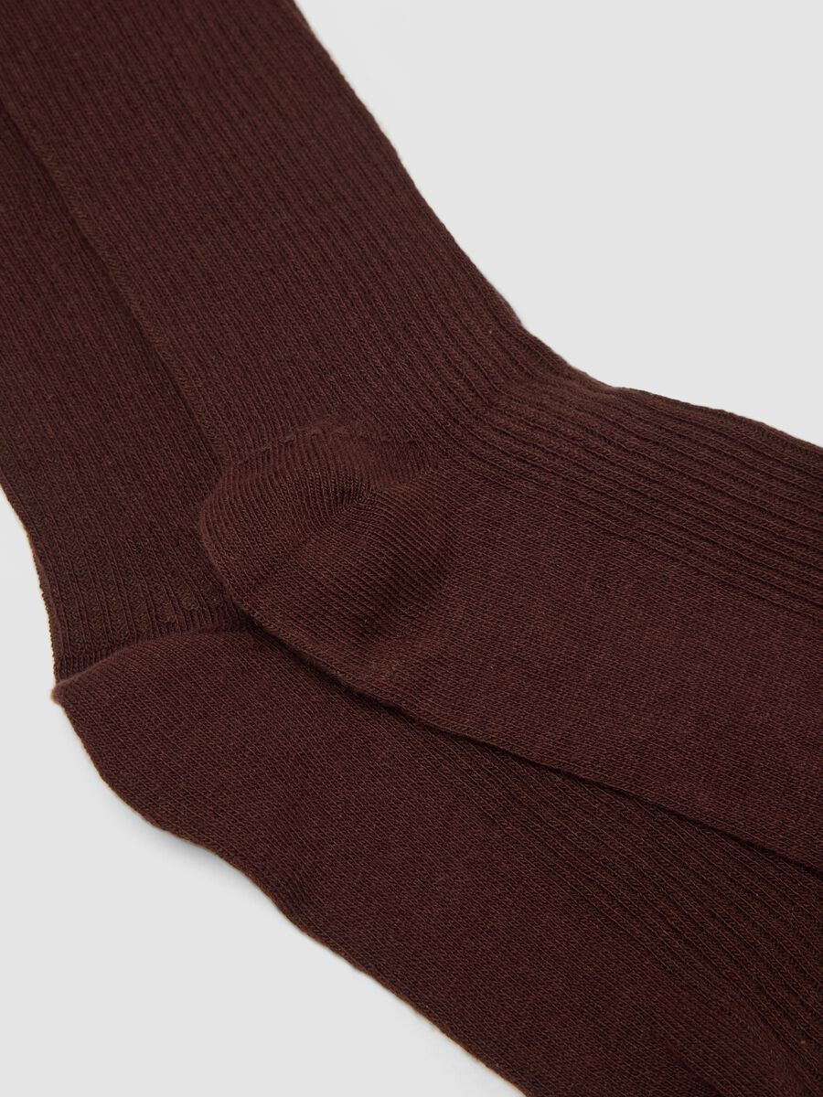 Long brown socks in organic cotton blend_1