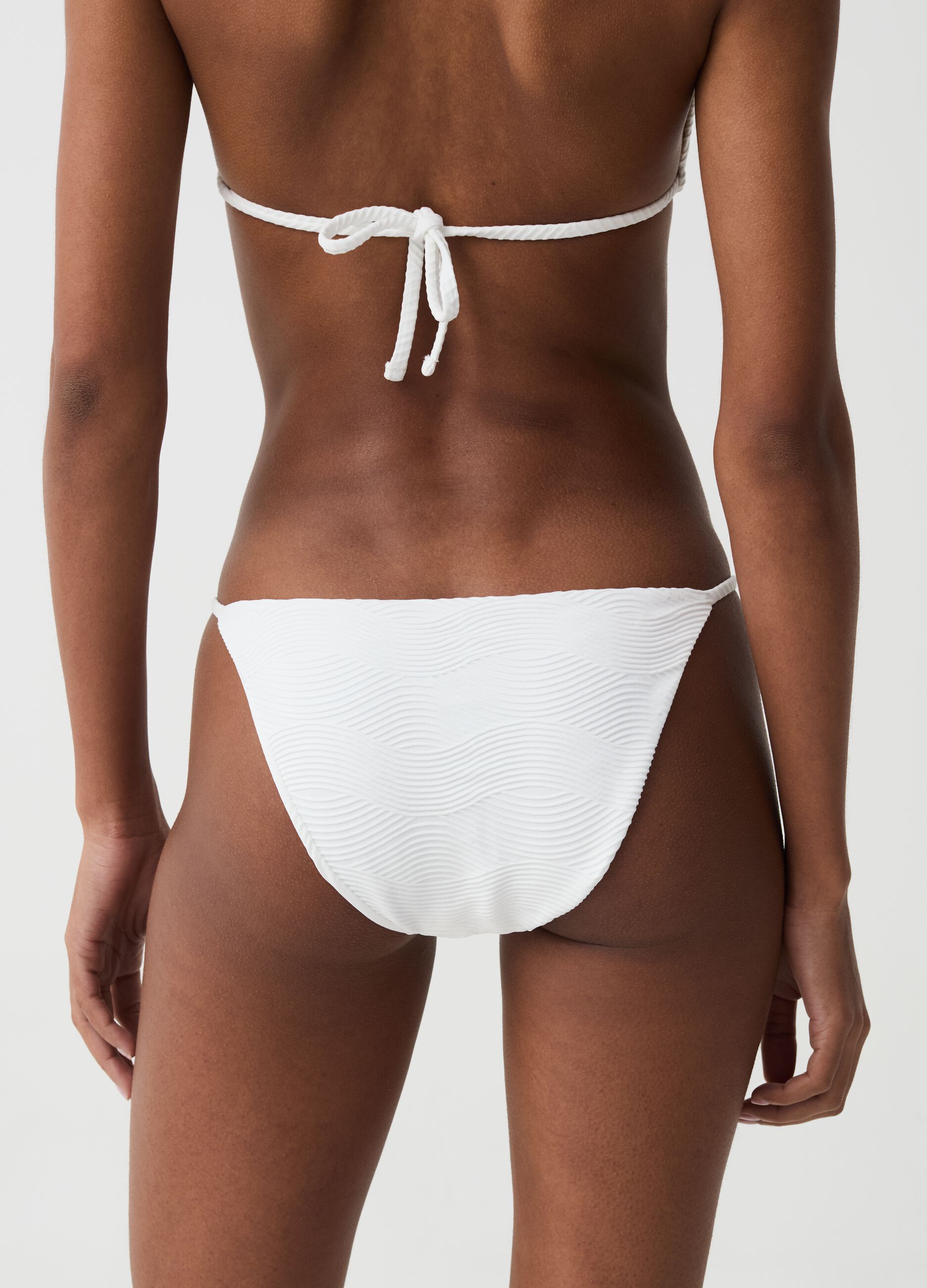 Bikini briefs with jacquard design
