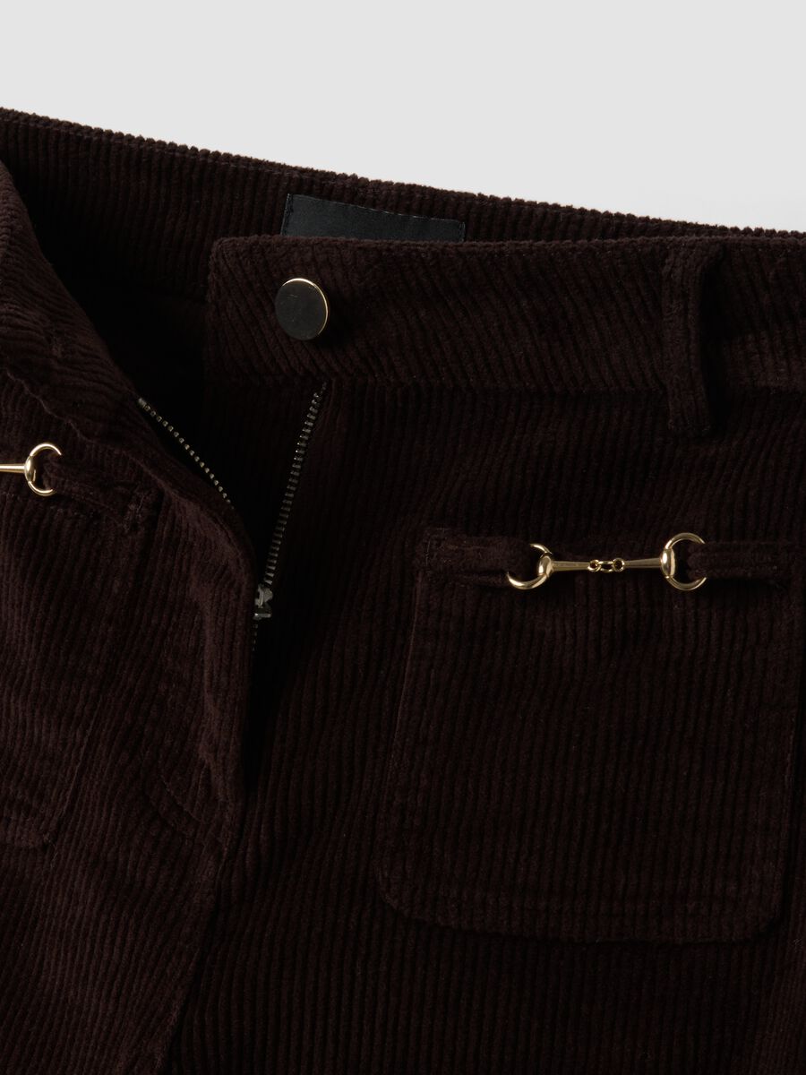 Braune Flare-Hose aus geripptem Stretch-Baumwollstoff_5