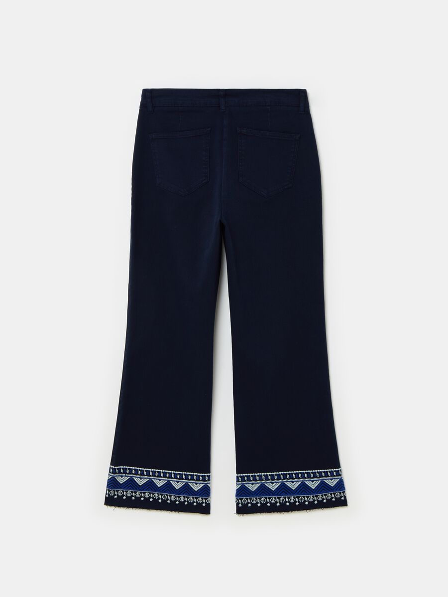 Wide-leg jeans with ethnic embroidery_4