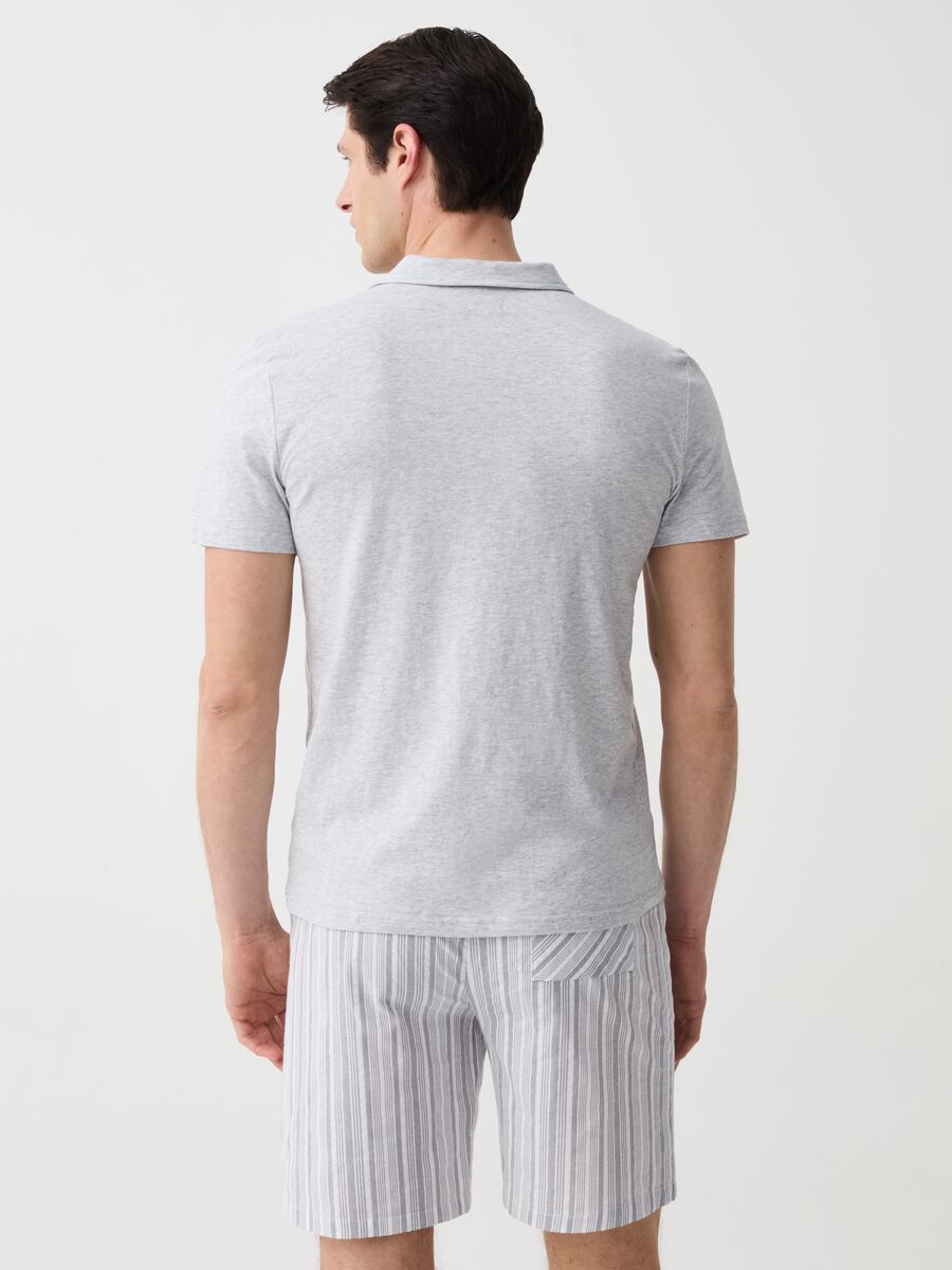 Short pyjama top with polo neck_2