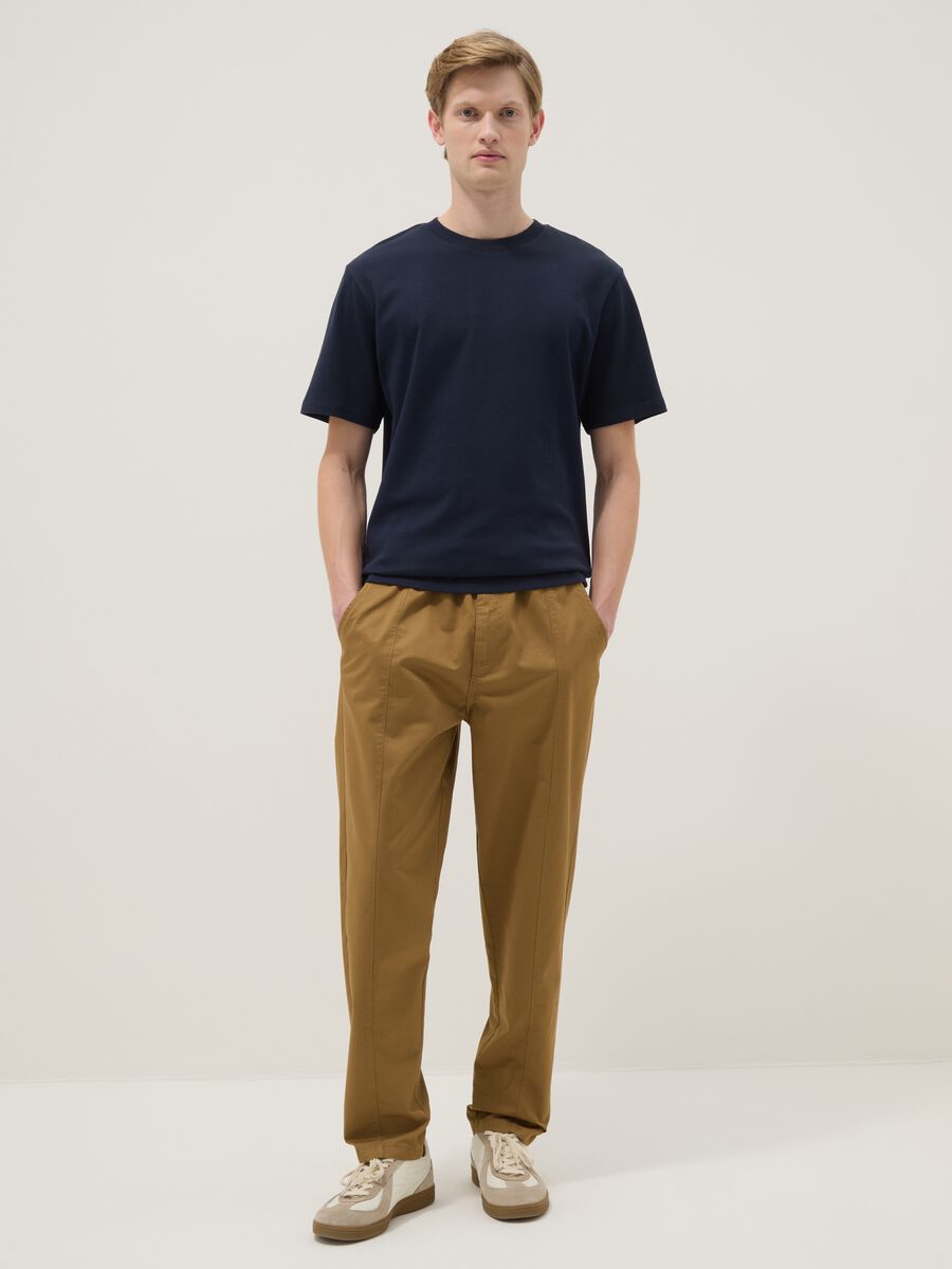 T-shirt azul de manga curta em algod&atilde;o puro, corte descontra&iacute;do_2