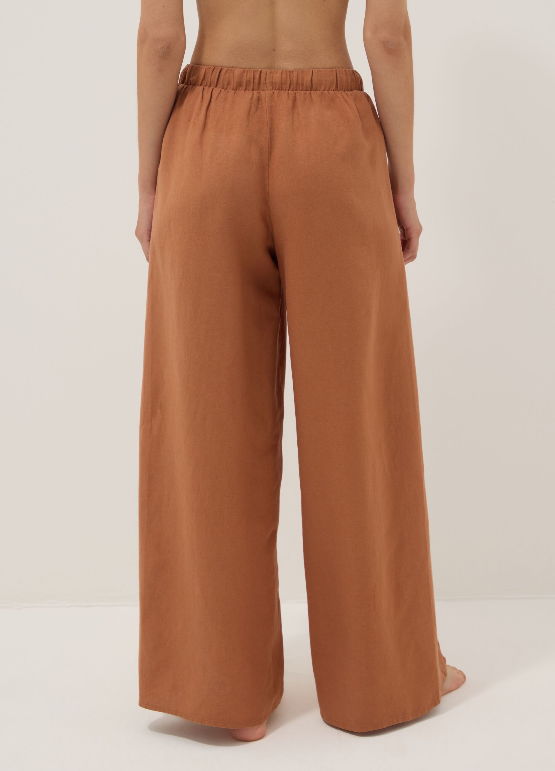 Brown wide-leg linen and viscose-blend trousers