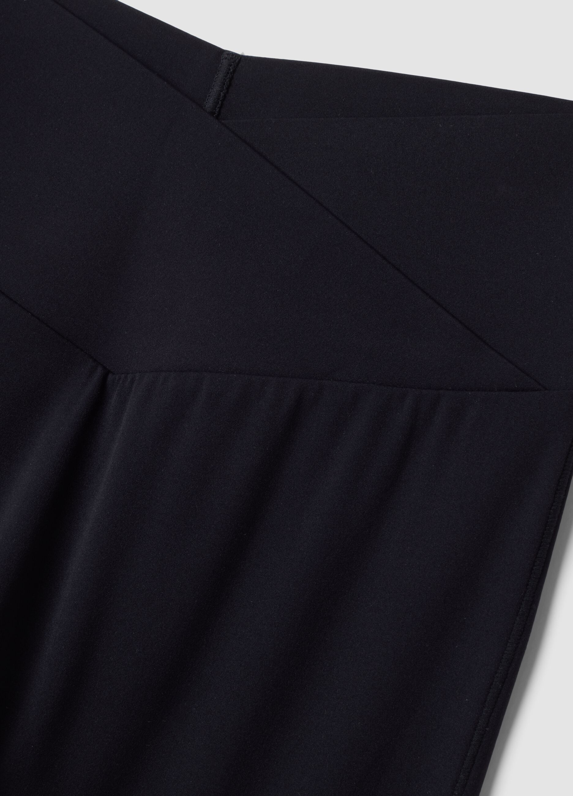 Schwarze Flared-Leggings aus Stretchmaterial &ndash; ALTAVIA STUDIO