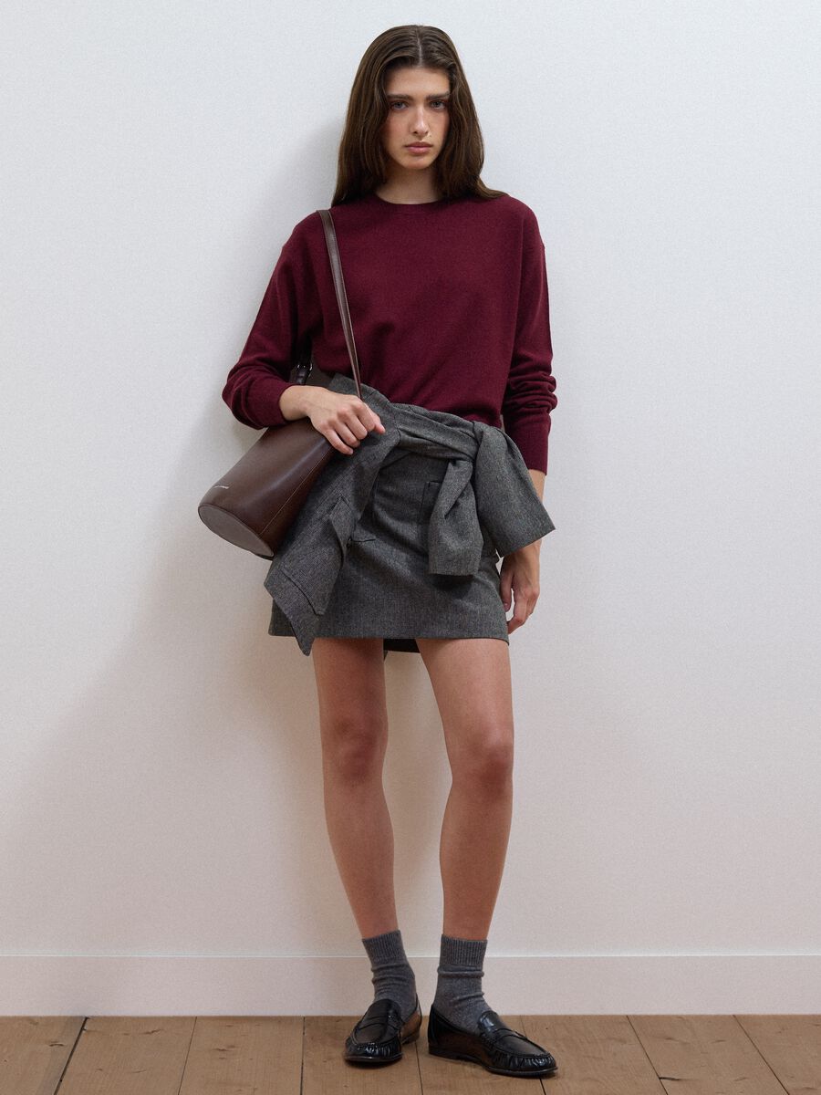 Maglia viola in pura lana a girocollo over fit_1
