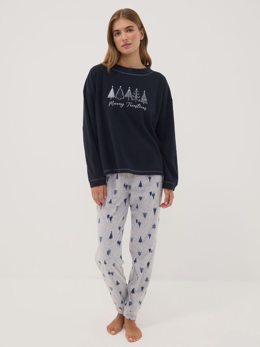 Navy fleece pyjamas with crew neck top and printed trousers_0