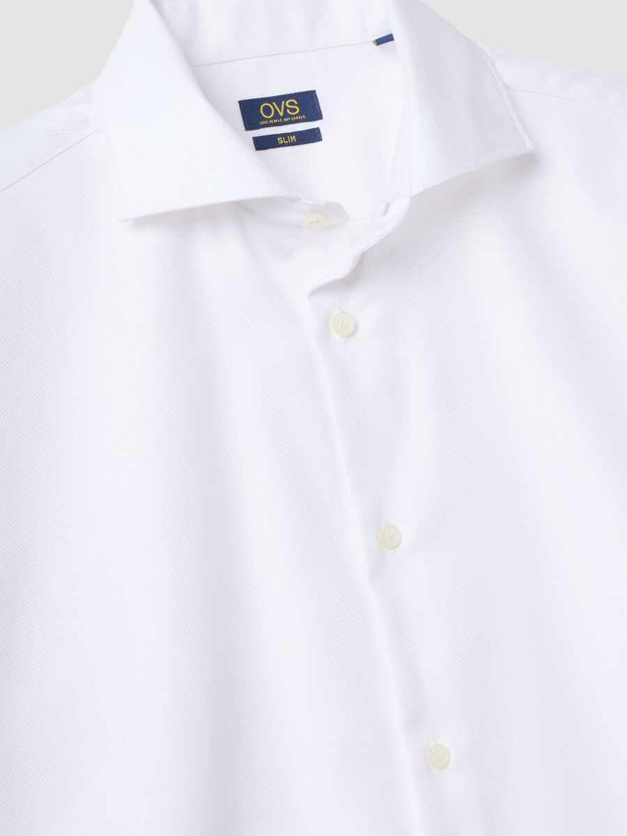 &Lambda;&epsilon;&upsilon;&kappa;ό slim fit &pi;&omicron;&upsilon;&kappa;ά&mu;&iota;&sigma;&omicron; &alpha;&pi;ό 100% &beta;&alpha;&mu;&beta;ά&kappa;&iota; &mu;&epsilon; &iota;&tau;&alpha;&lambda;&iota;&kappa;ό &gamma;&iota;&alpha;&kappa;ά_6