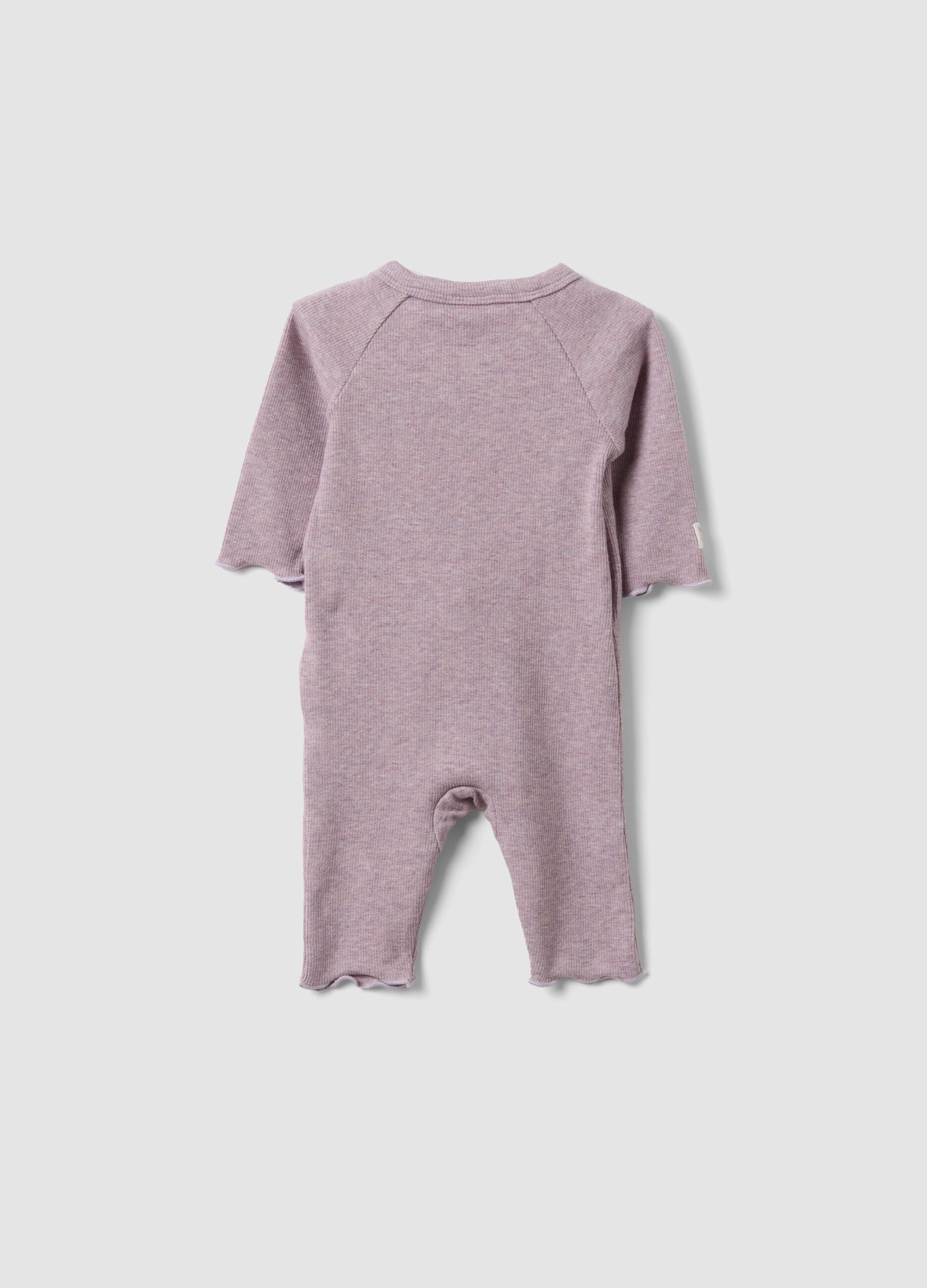 Violetter Wickel-Strampler aus Bio-Baumwolle f&uuml;r Baby-M&auml;dchen