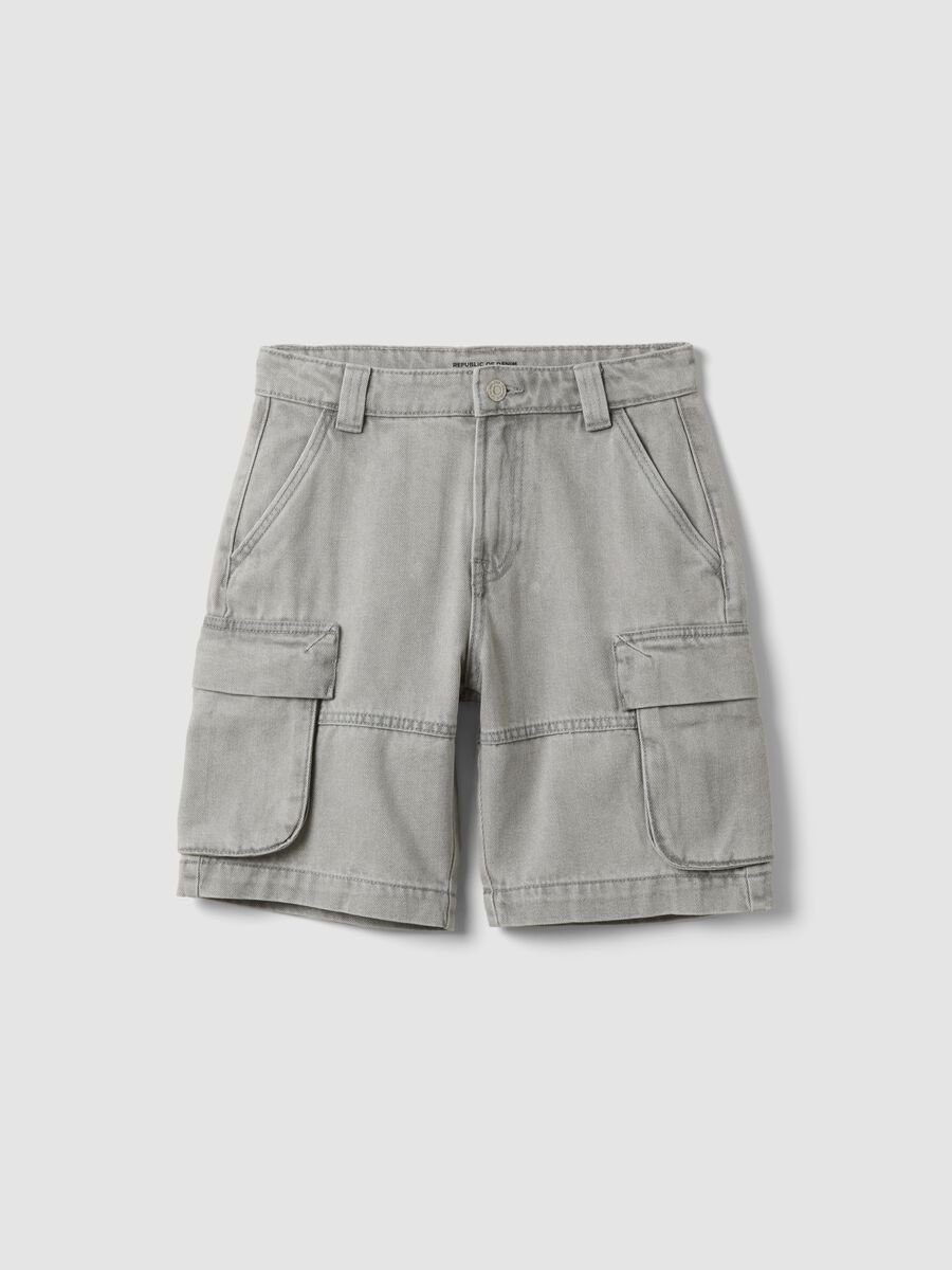 Grey cotton and viscose blend cargo shorts_3