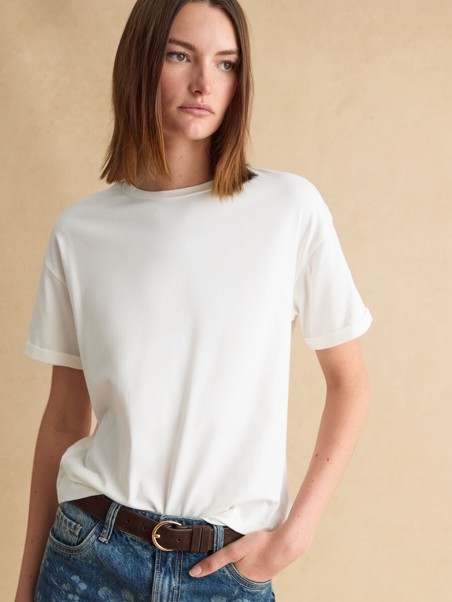 T-shirt bianca a maniche corte in cotone e modal elasticizzato_0