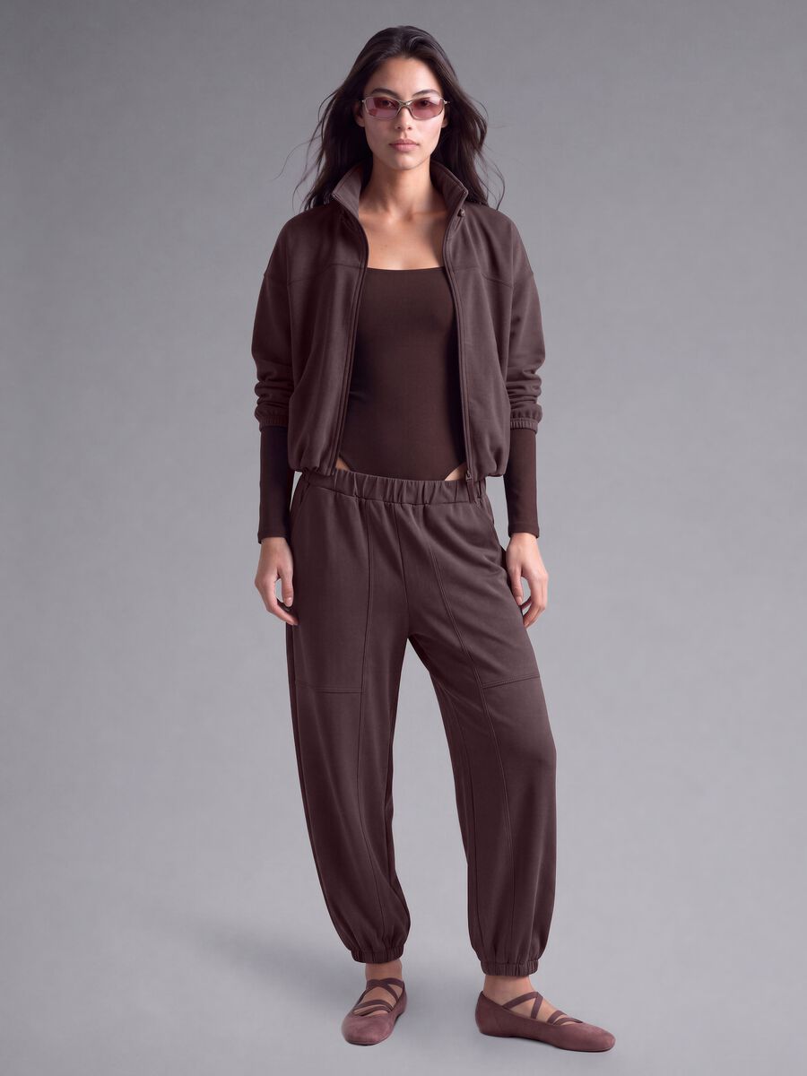 Short brown stretch viscose sweatshirt with high neck_0