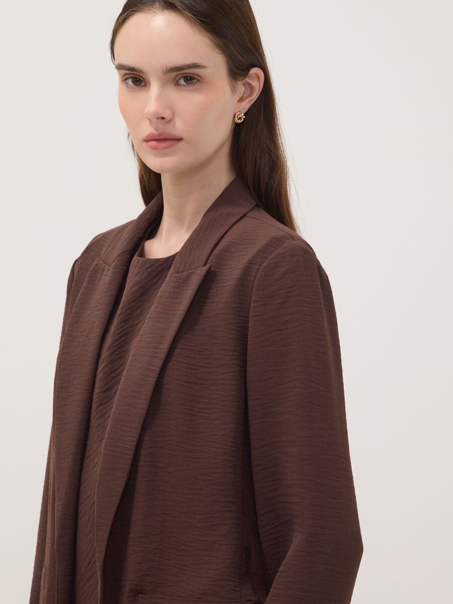 Brown regular-fit blazer with classic lapel_2