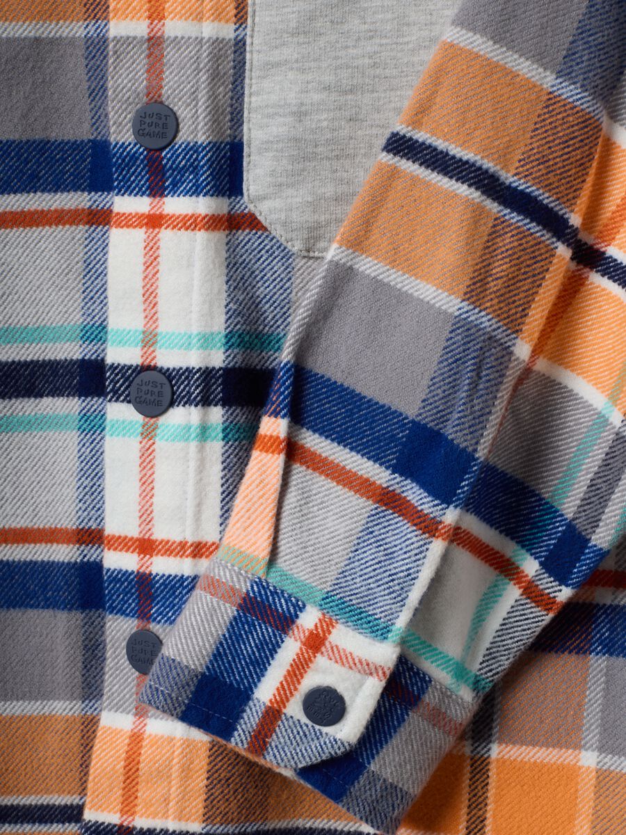 Mehrfarbiges Slim-Fit-Kapuzenhemd aus reiner Baumwolle f&uuml;r Jungen_3