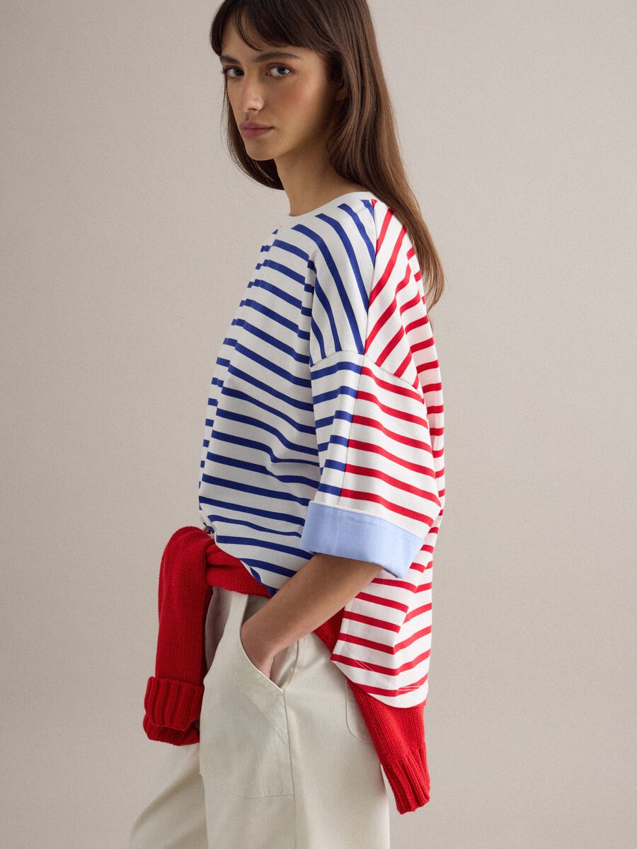 &Pi;&omicron;&lambda;ύ&chi;&rho;&omega;&mu;&eta; &rho;&iota;&gamma;έ &mu;&pi;&lambda;&omicron;ύ&zeta;&alpha; &alpha;&pi;ό &mu;ί&gamma;&mu;&alpha; &beta;&alpha;&mu;&beta;&alpha;&kappa;&iota;&omicron;ύ &mu;&epsilon; &chi;&alpha;&lambda;&alpha;&rho;ή &epsilon;&phi;&alpha;&rho;&mu;&omicron;&gamma;ή_0