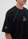 T-shirt preta PlayStation com log&oacute;tipo e debruns em contraste_2