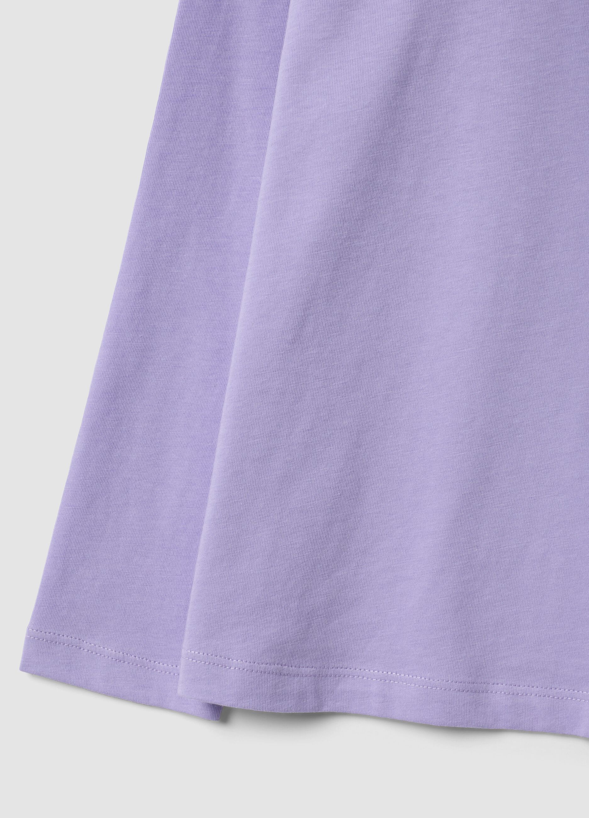 Violettes M&auml;dchen-T-Shirt aus reiner Bio-Baumwolle mit Rundhalsausschnitt