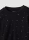 T-shirt nera in cotone elasticizzato con collo a costine slim fit_2