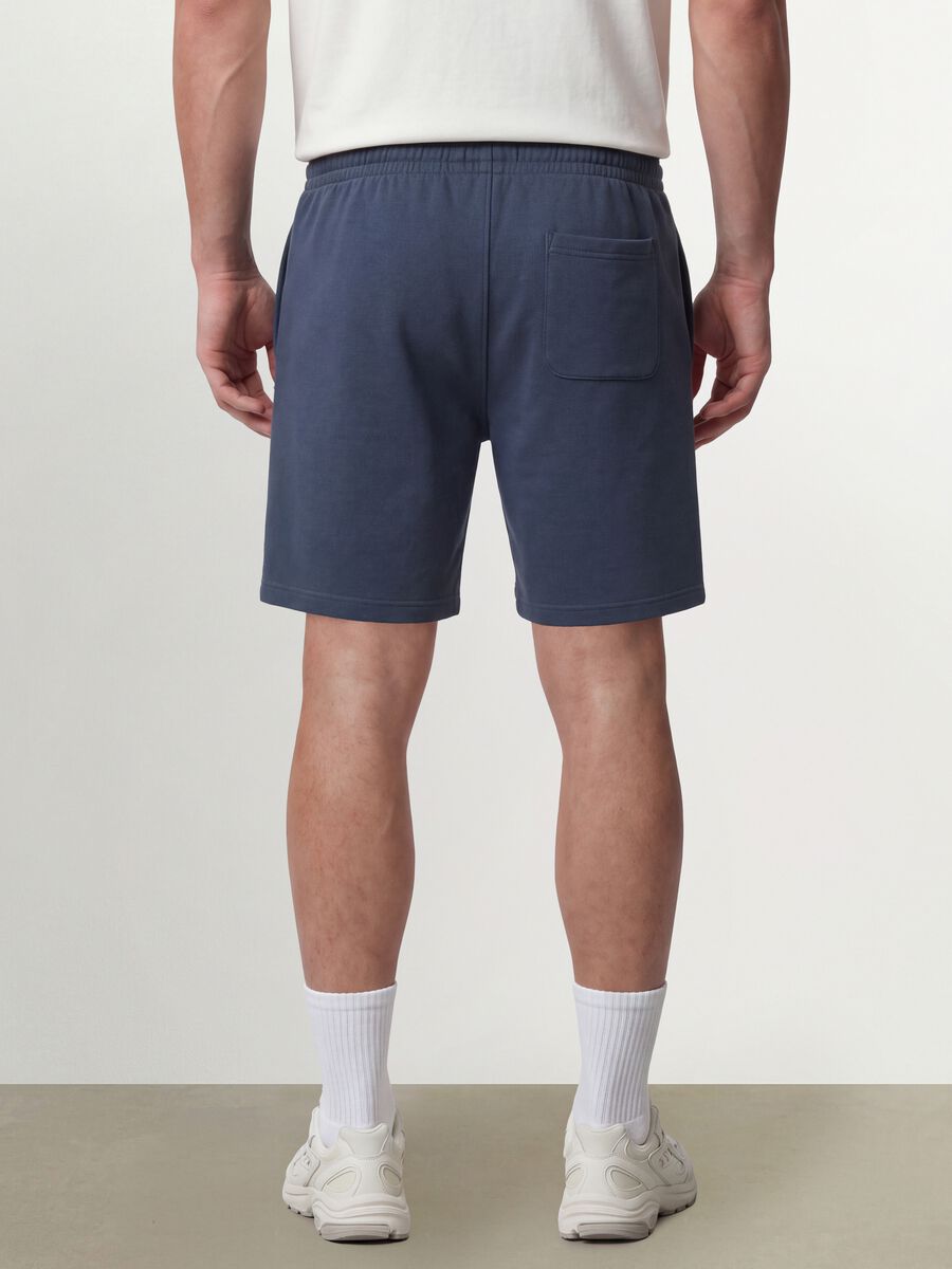 Grey cotton-blend shorts with elasticated waist, regular fit_2