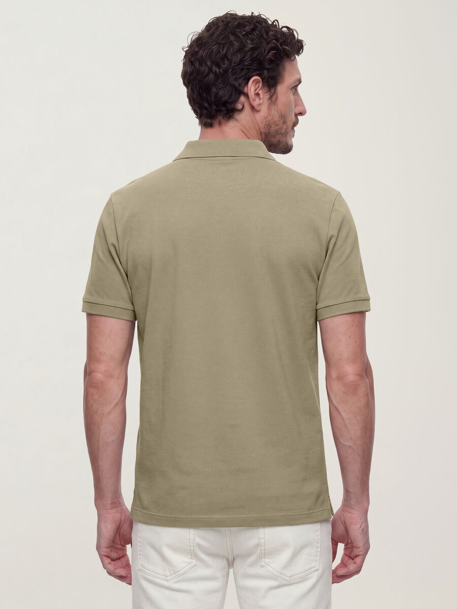 Green pure cotton piqu&eacute; polo shirt with classic collar, regular fit_3