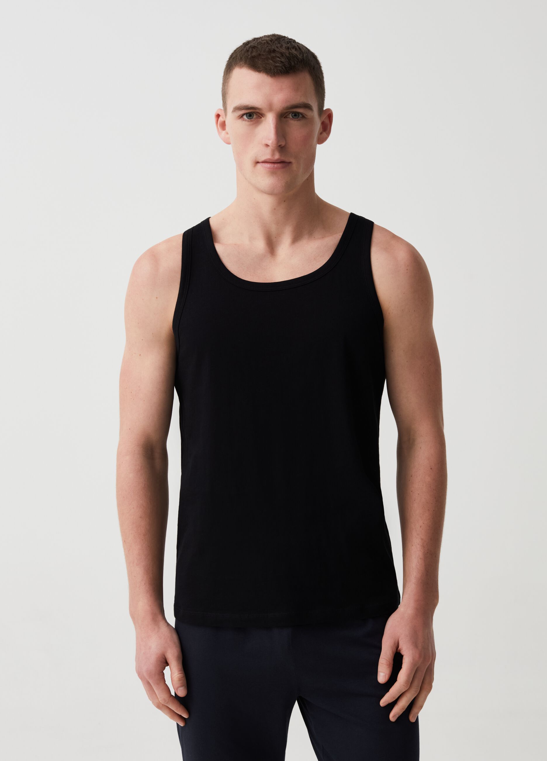 Racer back top with round neck