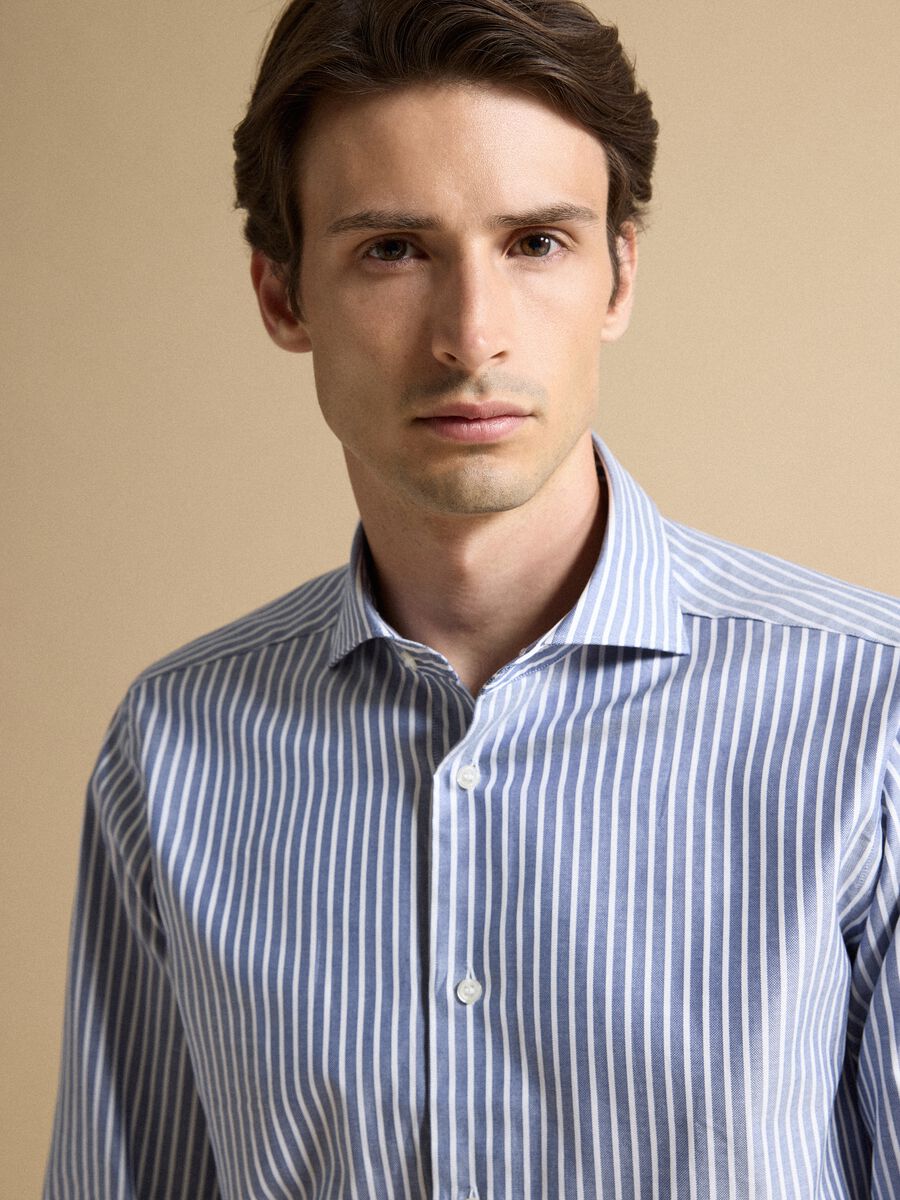 &Lambda;&epsilon;&upsilon;&kappa;ό oxford &pi;&omicron;&upsilon;&kappa;ά&mu;&iota;&sigma;&omicron; &alpha;&pi;ό 100% &beta;&alpha;&mu;&beta;ά&kappa;&iota; &mu;&epsilon; &rho;ί&gamma;&epsilon;&sigmaf;, slim fit_1