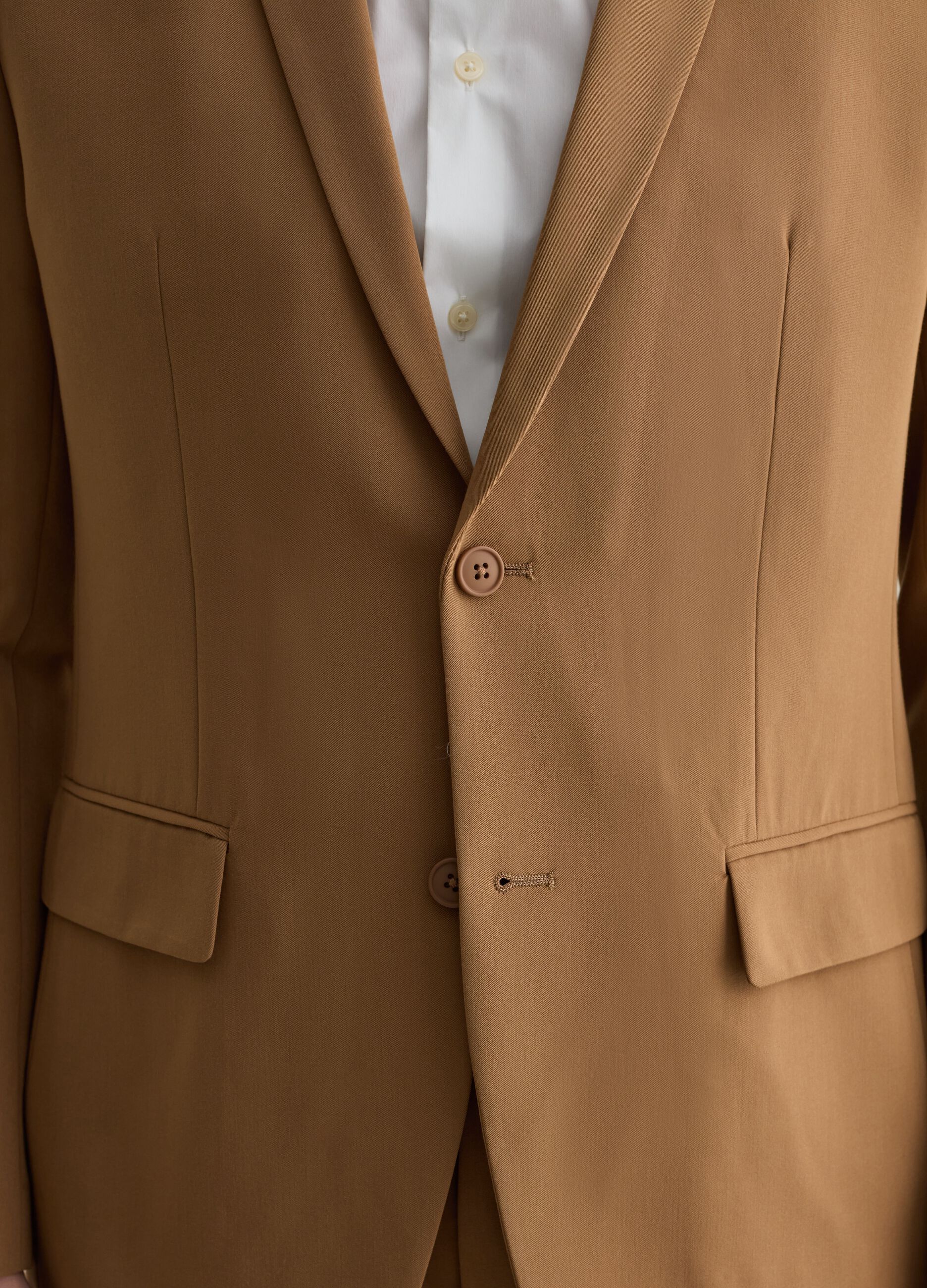 Slim-fit single-breasted blazer