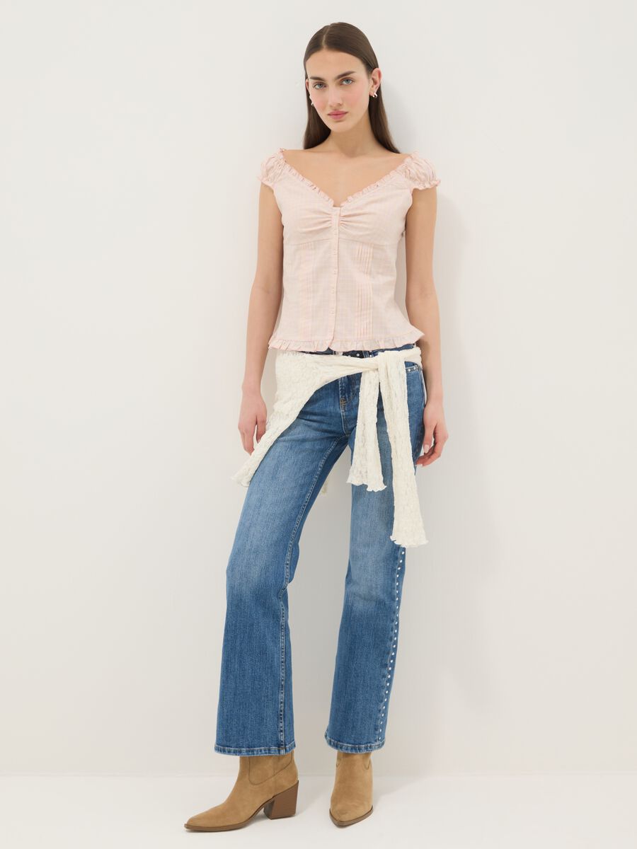 Pink organic cotton blouse with buttons and ruffles_2