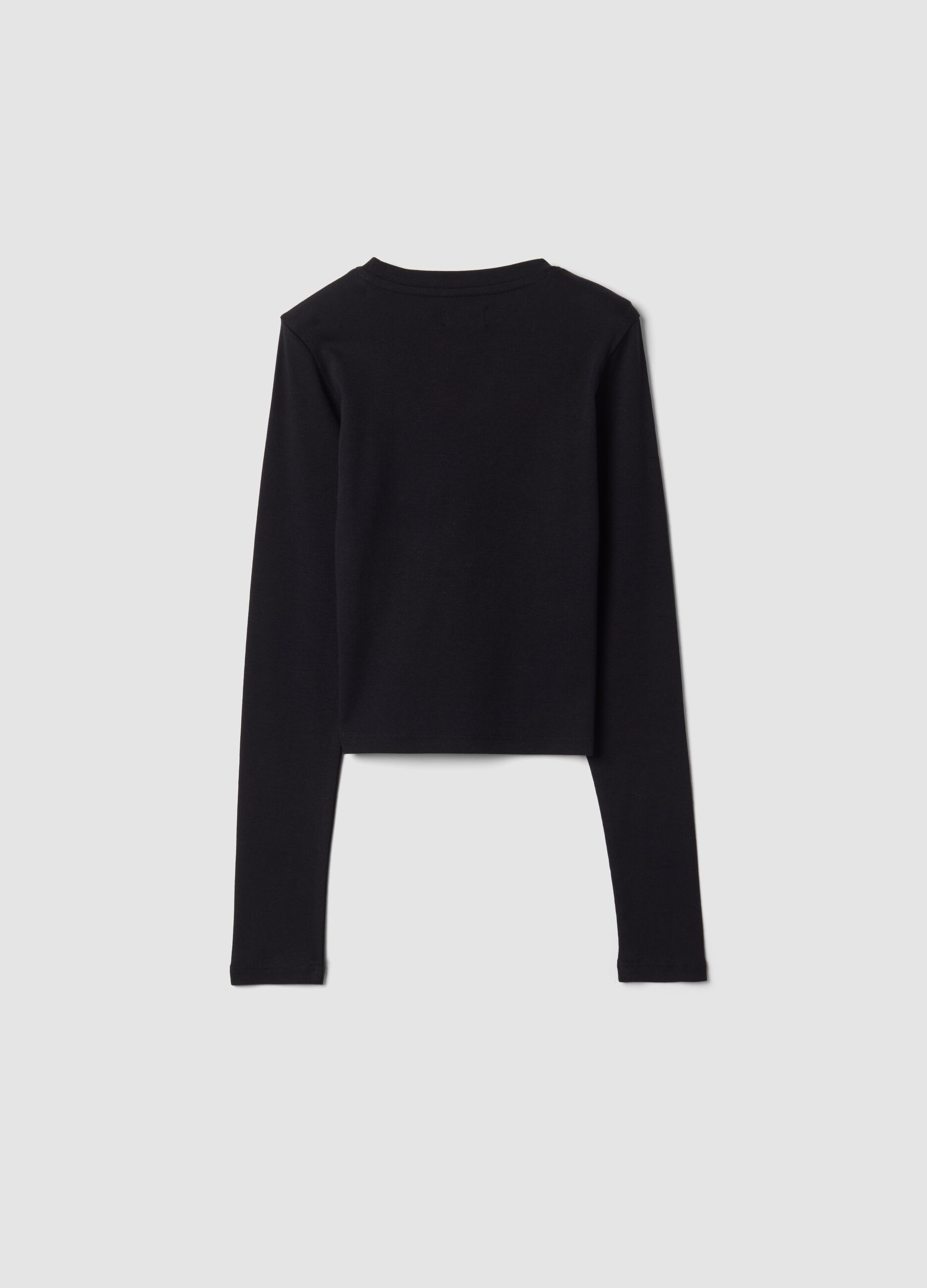 T-shirt nera in cotone elasticizzato con collo a costine slim fit