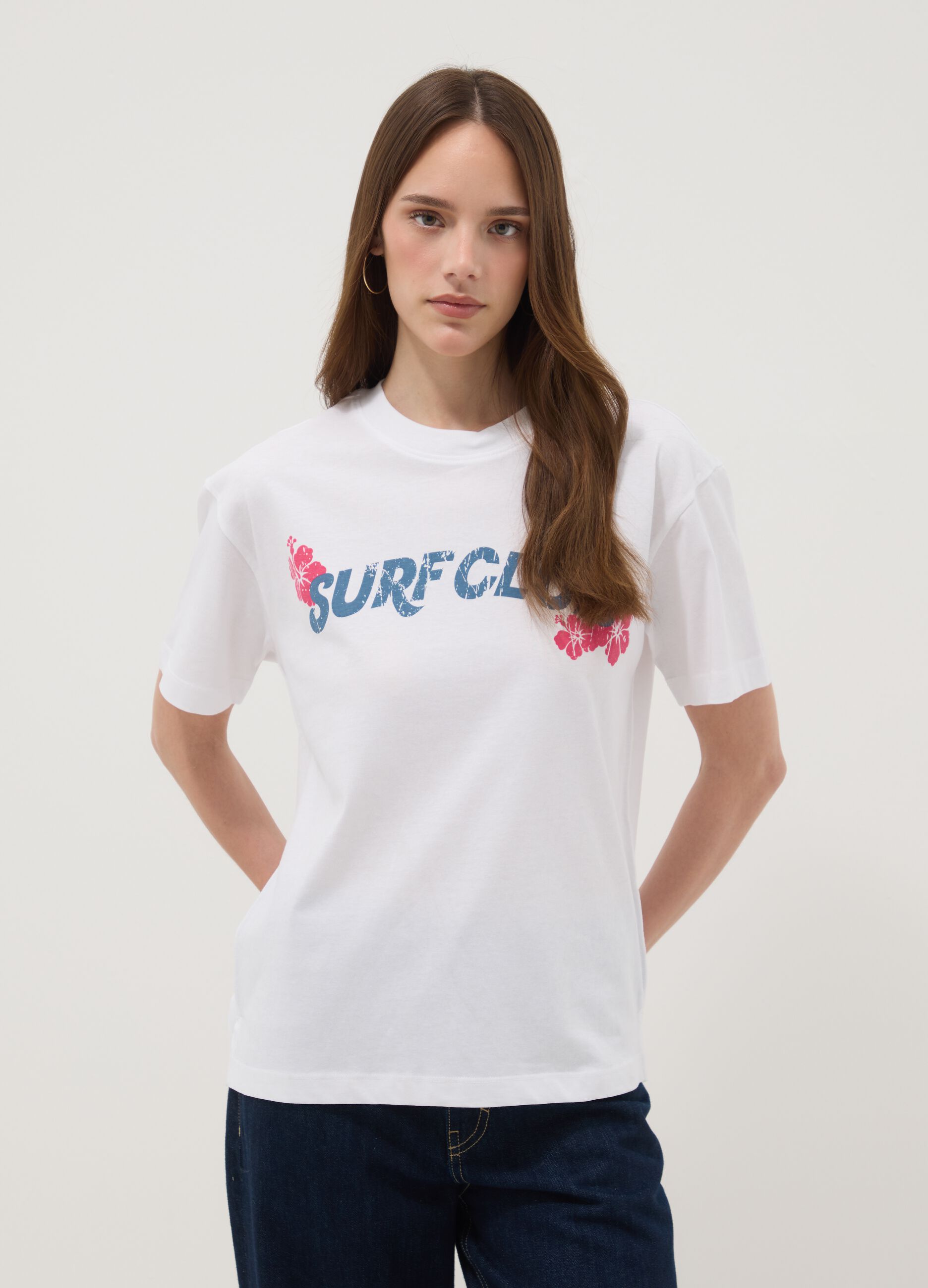 &Lambda;&epsilon;&upsilon;&kappa;ό T-shirt &alpha;&pi;ό &kappa;&alpha;&theta;&alpha;&rho;ό &beta;&alpha;&mu;&beta;ά&kappa;&iota;, regular fit &mu;&epsilon; &epsilon;&pi;&iota;&gamma;&rho;&alpha;&phi;ή