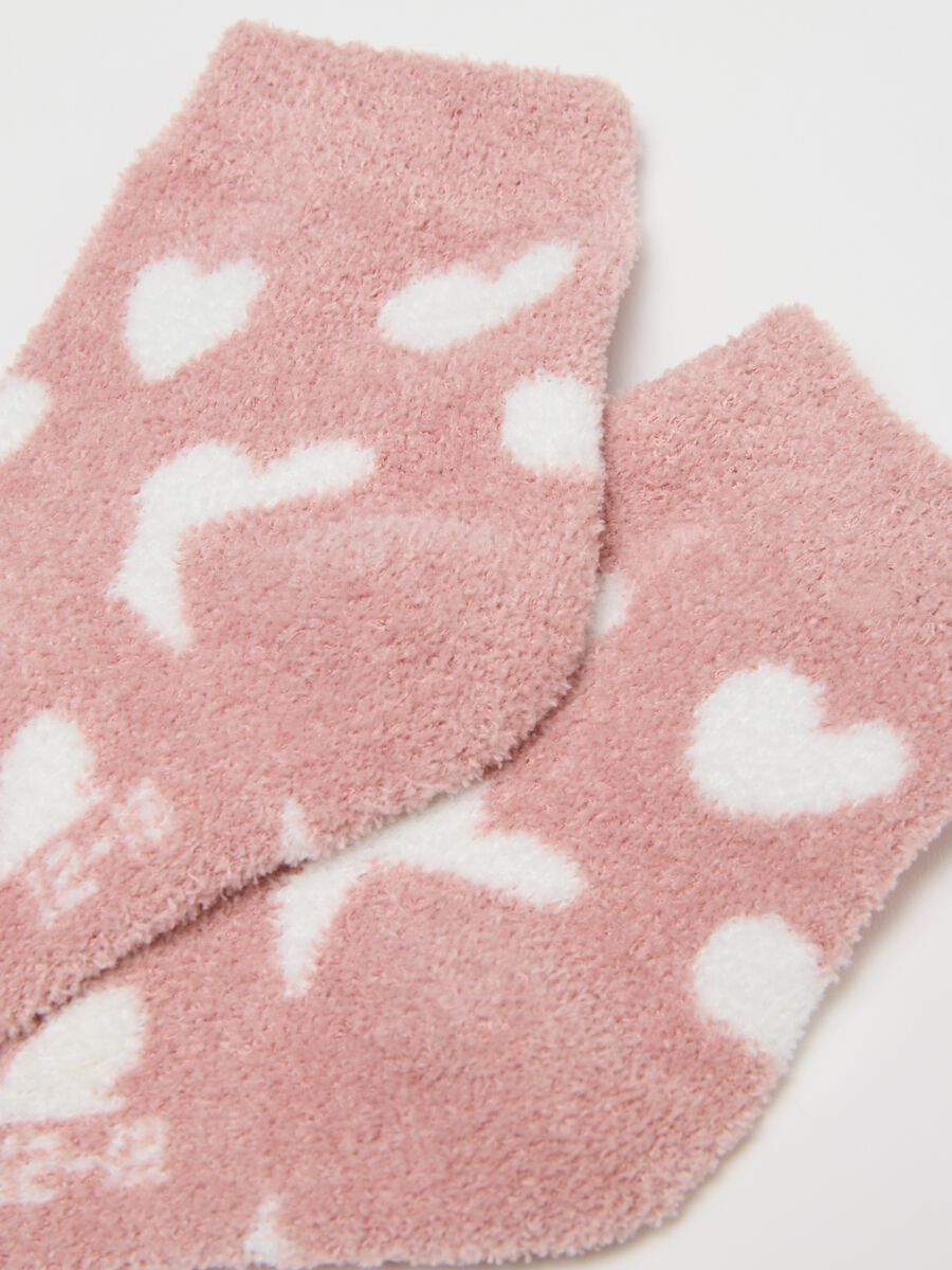 Pink baby socks tripack with heart motifs_1