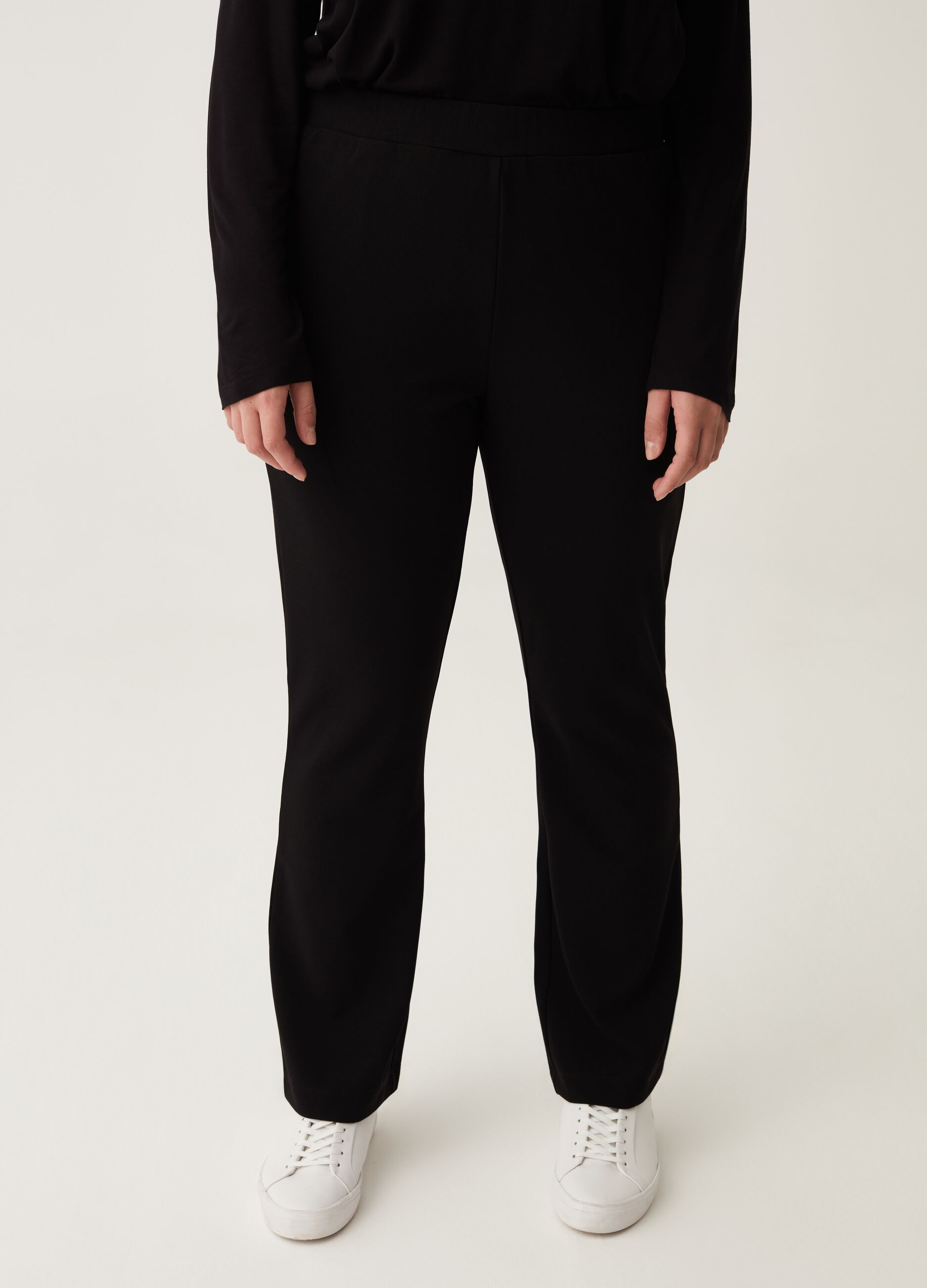 Curvy flare-fit trousers in crêpe_1