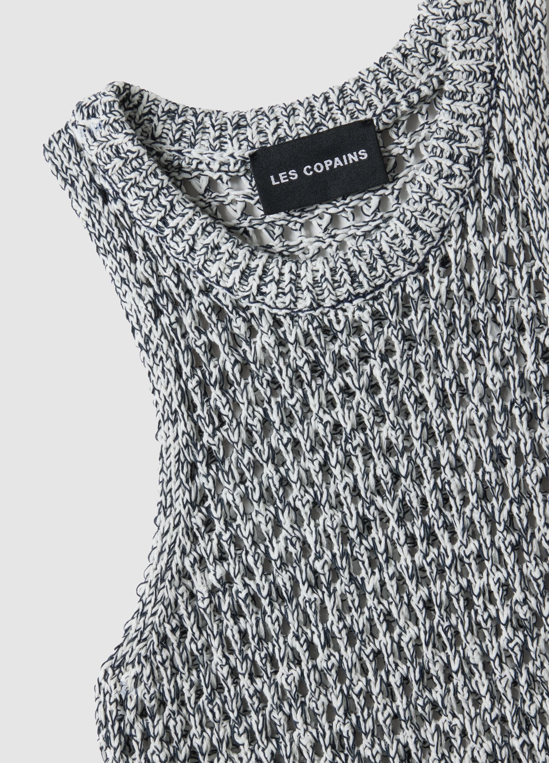 &Auml;rmelloses Oberteil mit mehrfarbigem Baumwollmix und regul&auml;rer Passform im Strickdesign